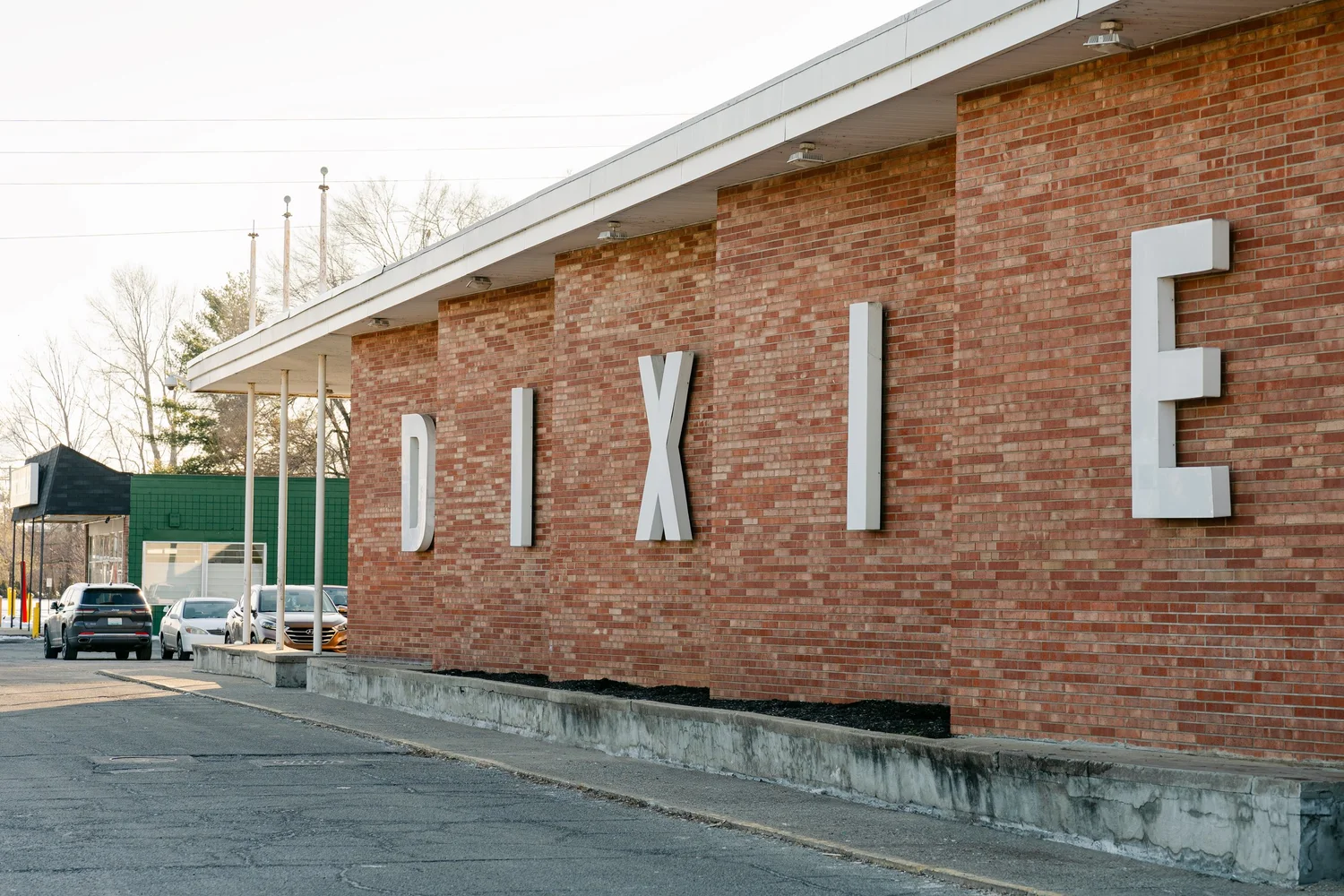 Exterior view of Dixie Bowl's building. Opens directions in Google Maps. (Photo by Chris Carter/Chris Carter Media)