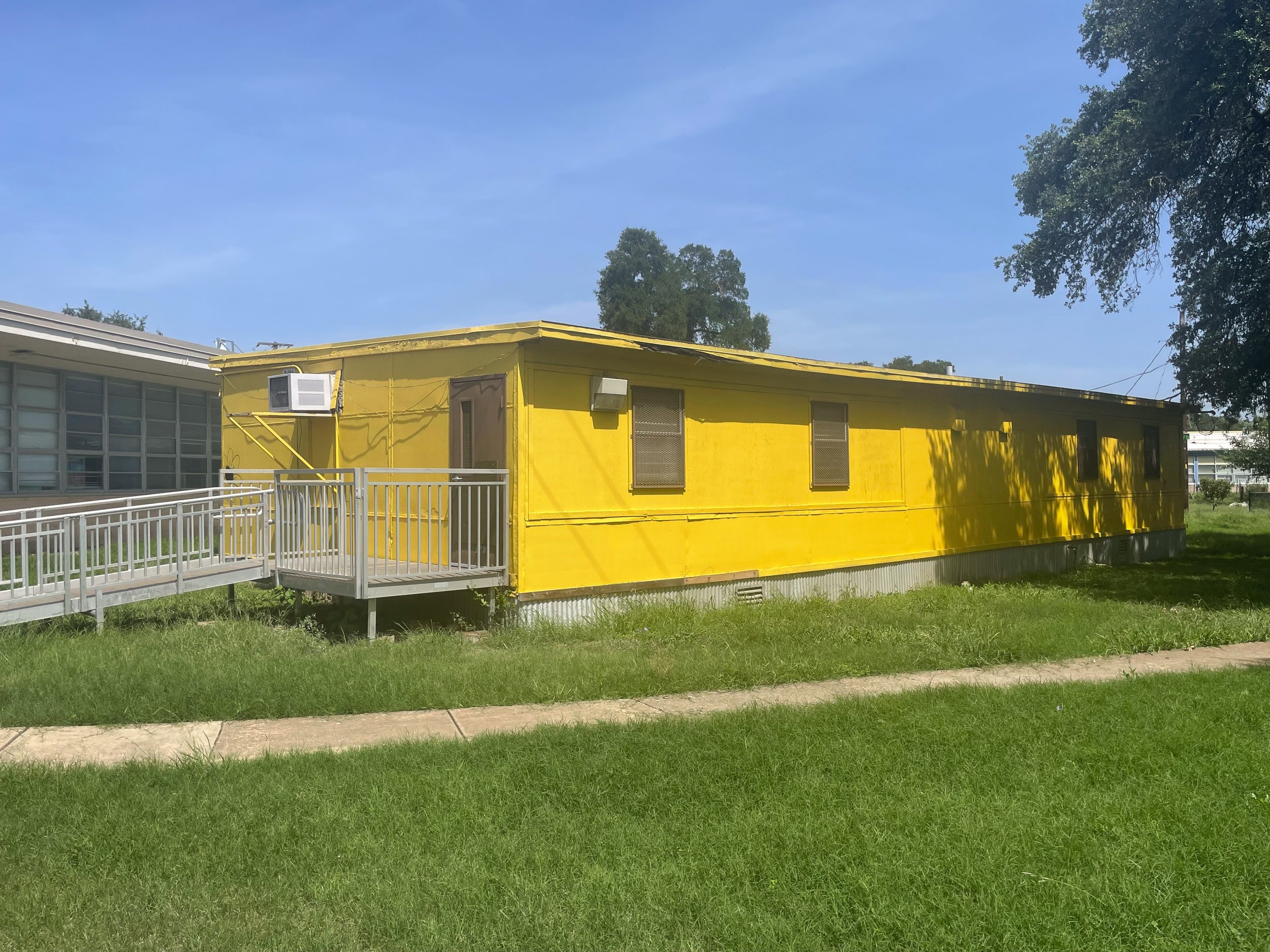 P064 | 24’ x 64’ School Portable: Two Classrooms + Two Restrooms