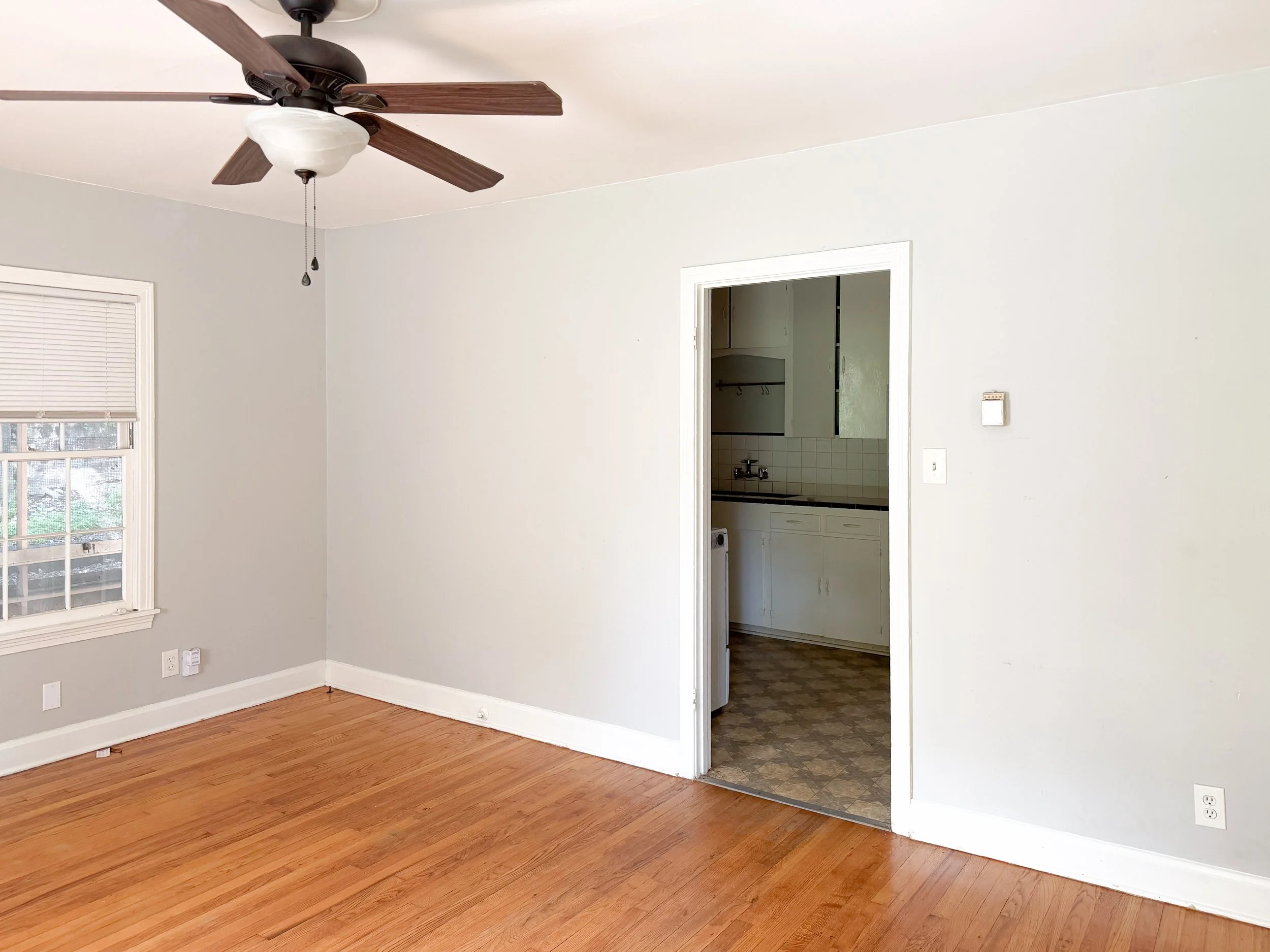 Travis Heights Duplex-14.jpg
