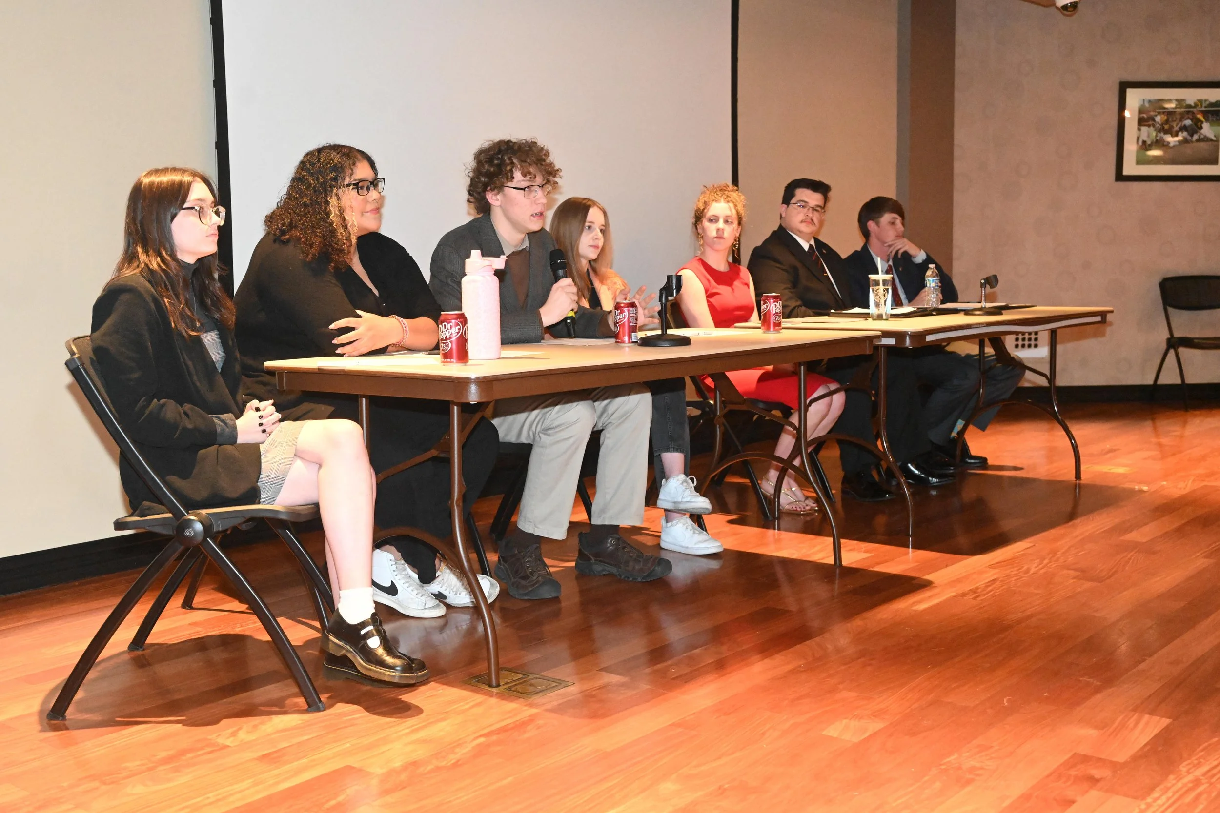 1029-Debate-Moore (3 of 10).jpg