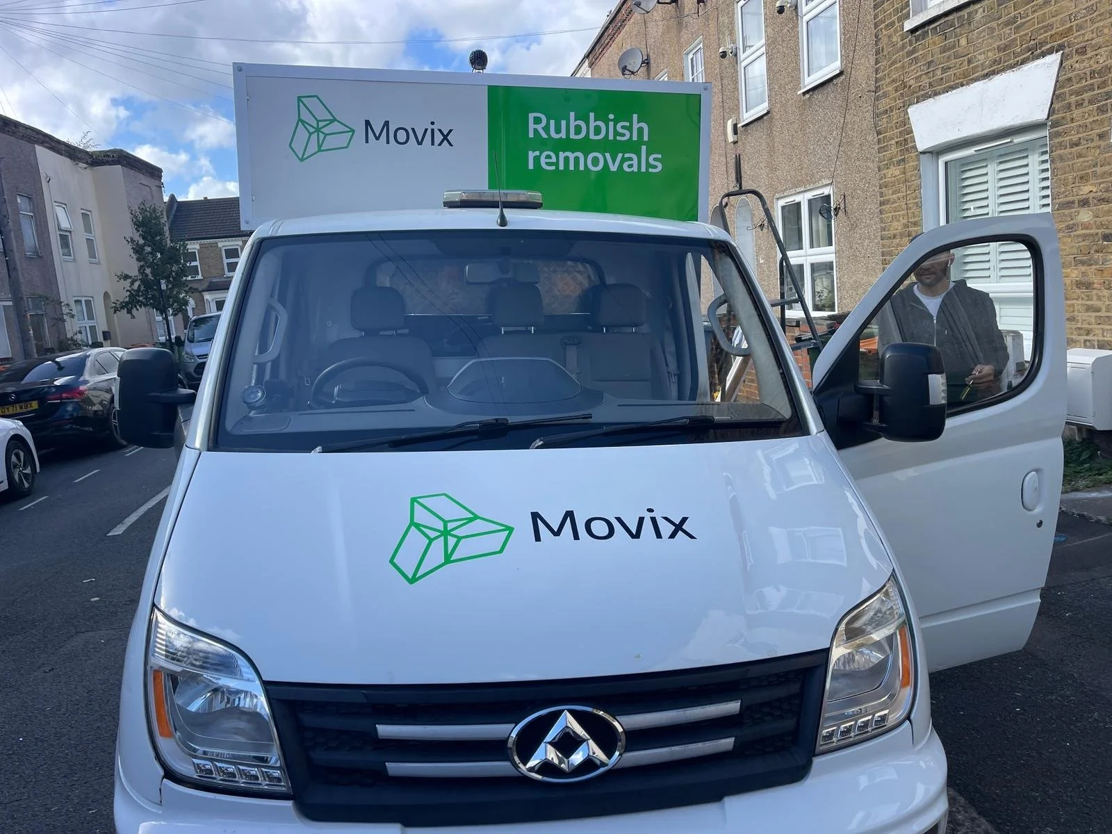 WhatsApp Image 2024-11-11 at 19.02.42 (3).jpeg