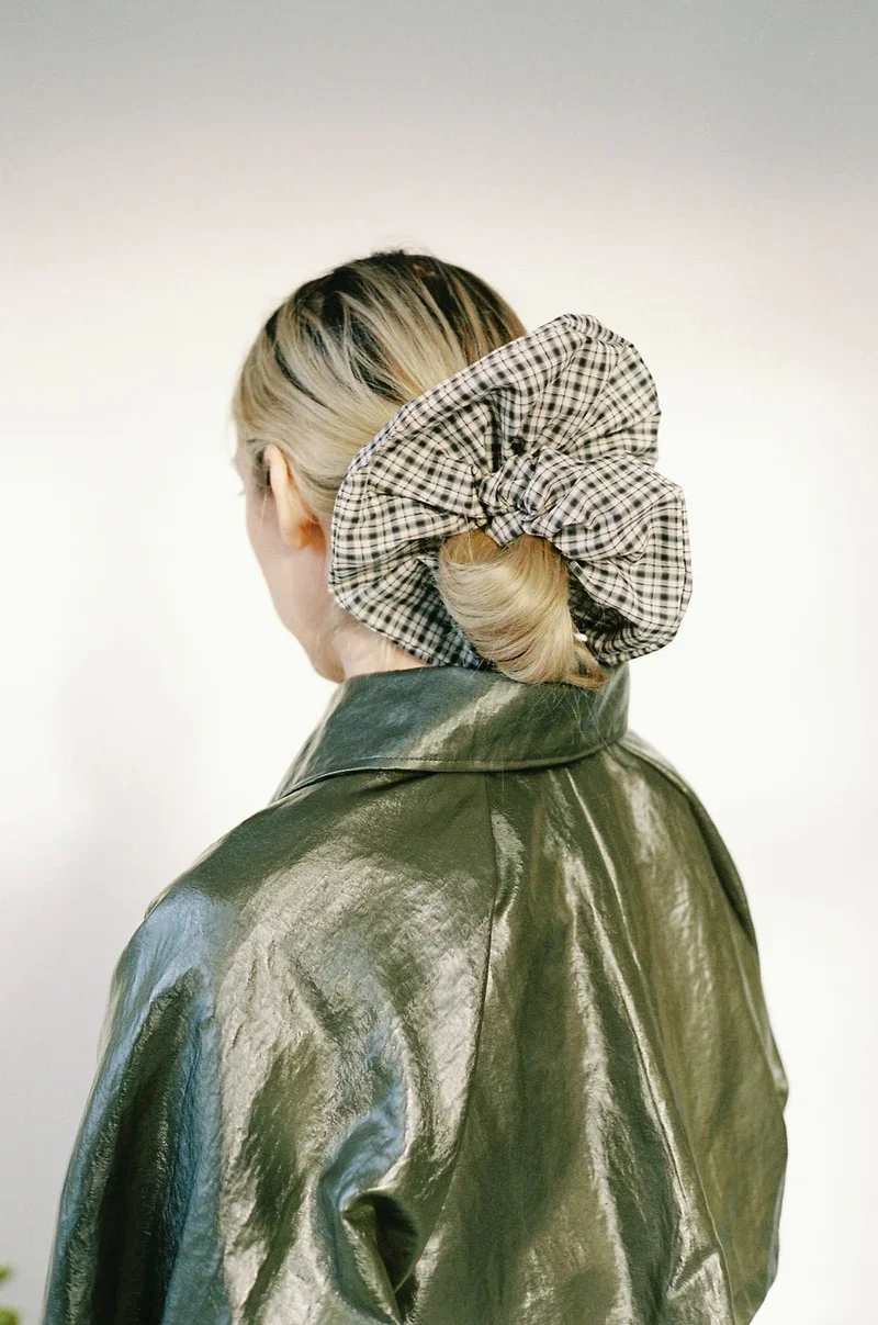 Oversized_Cotton_Scrunchie_-_Sandy_Plaid.webp