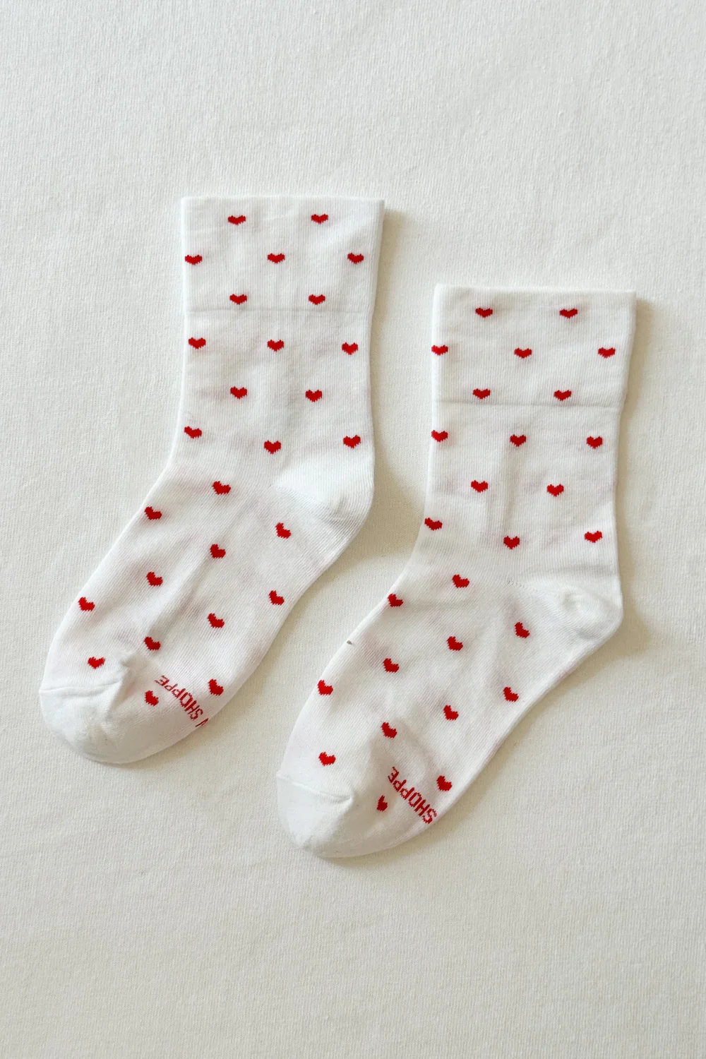 SNEAKER-HEART-WHITE_RED2.webp