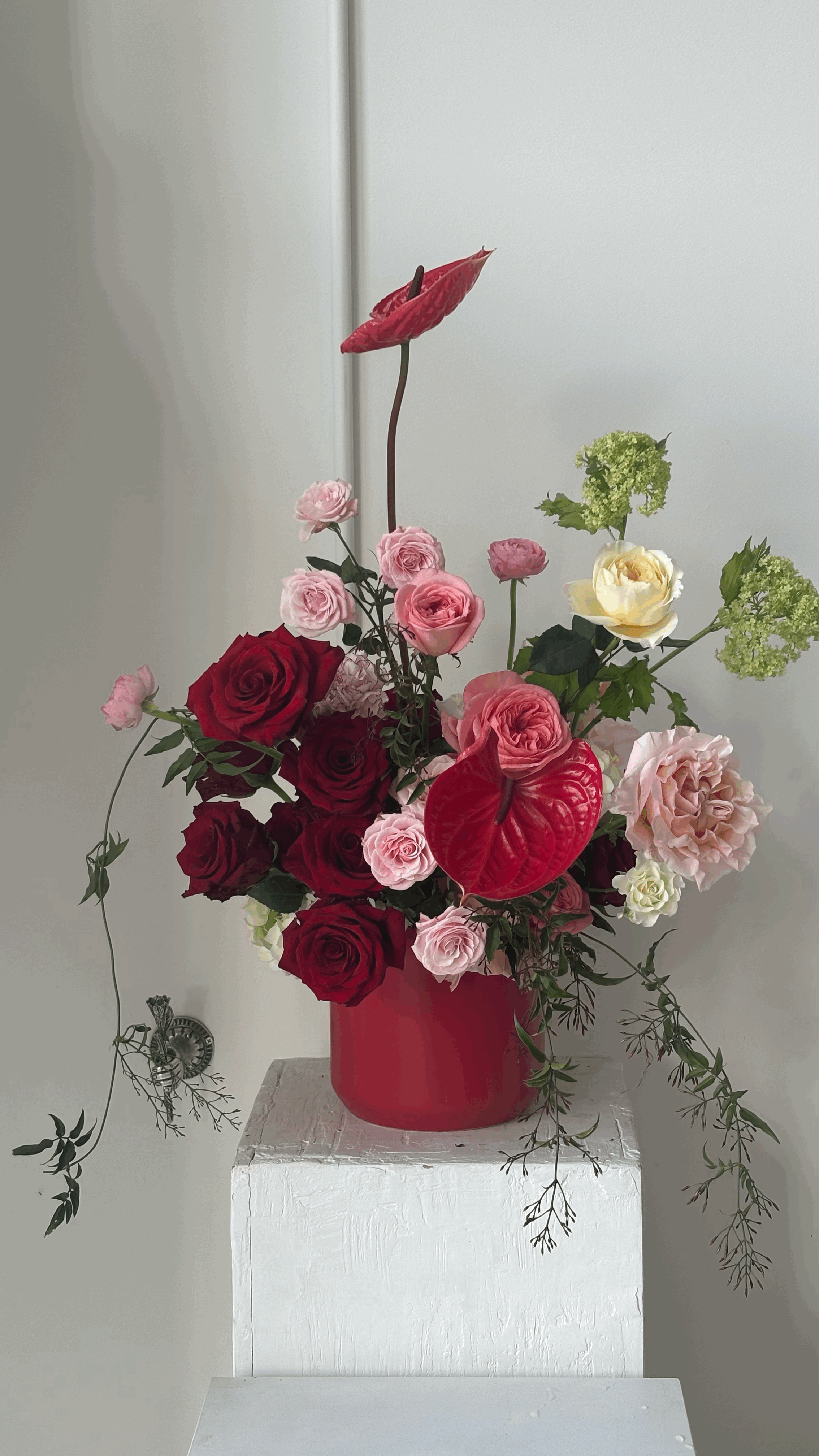 Rose Forward Arrangement