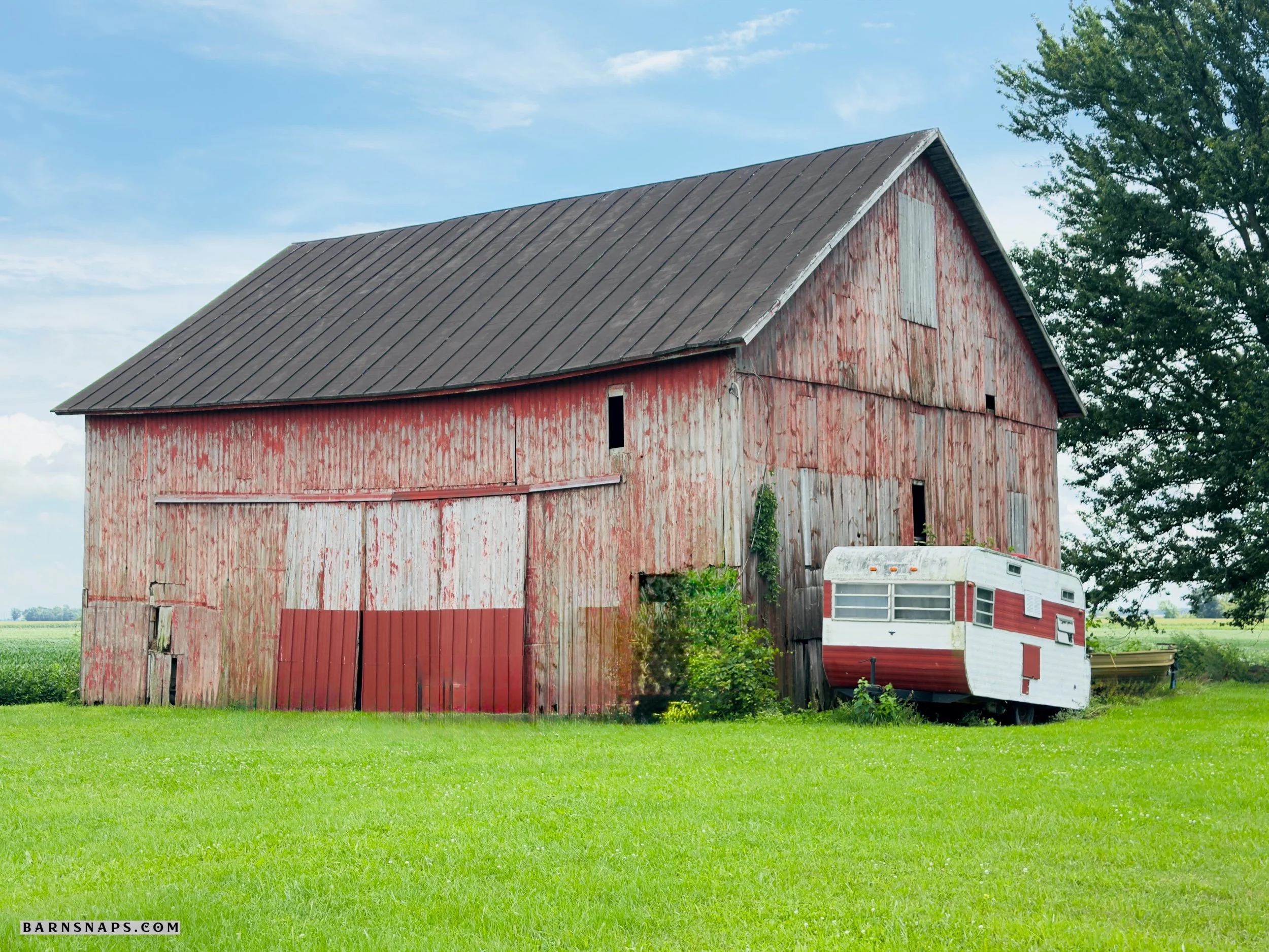Hancock County - CR 172 Barn