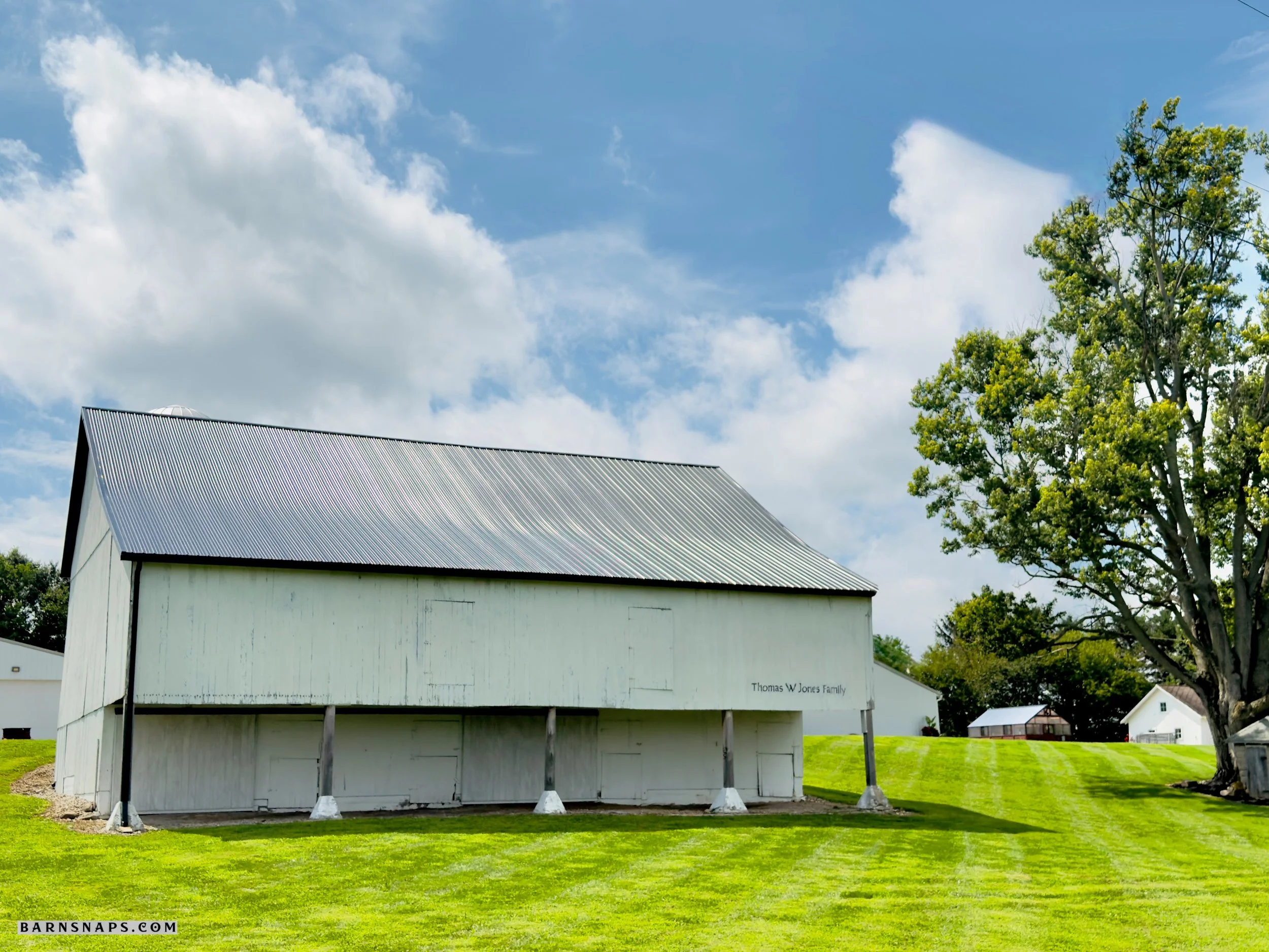 Marion County - Thomas W Jones Family Barn
