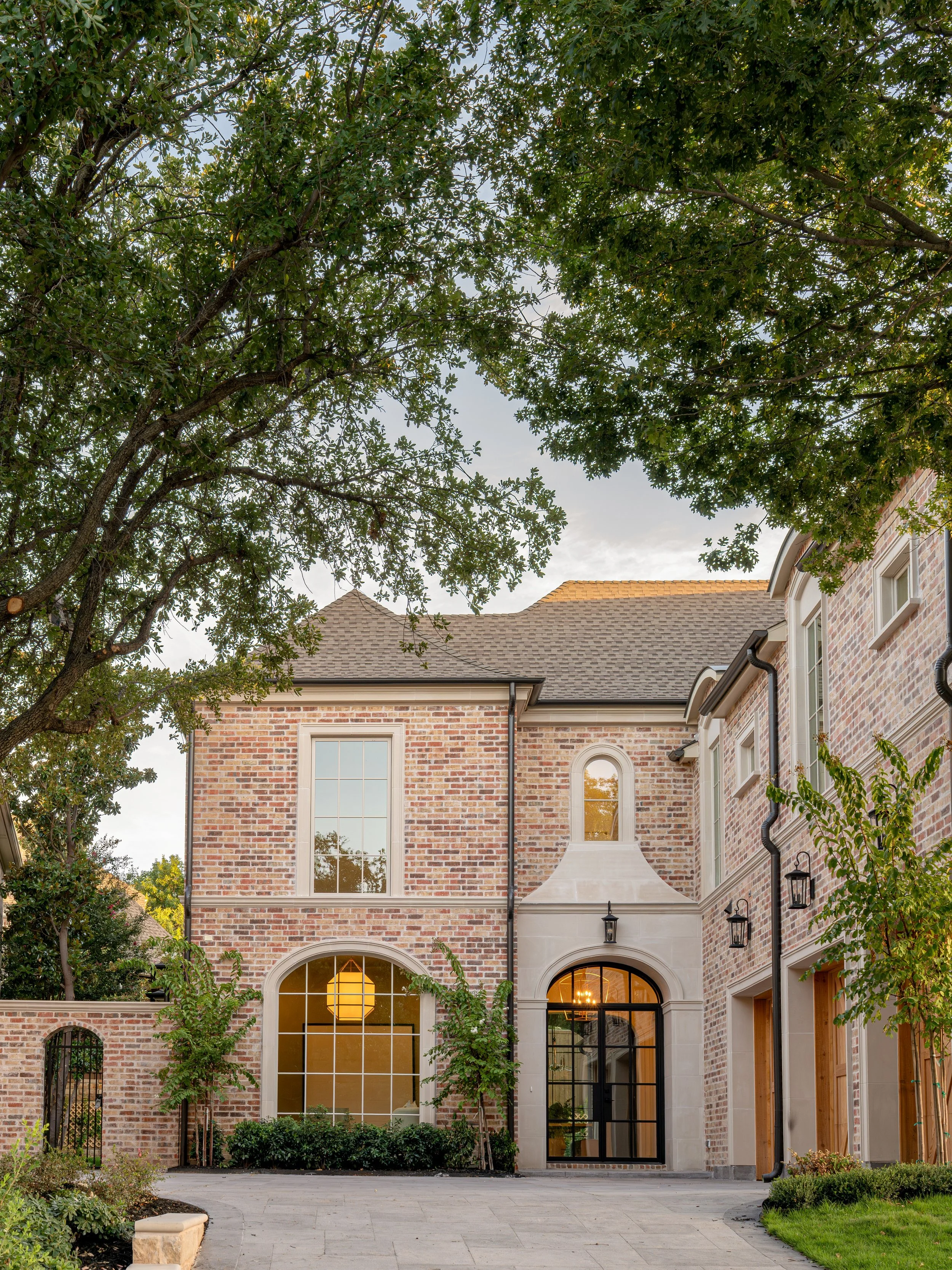 6389 Memorial Dr-27_reduced.jpg