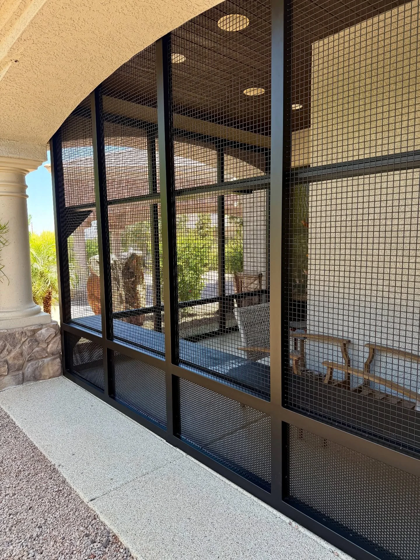 ✨Steel catio transformation!✨
A sleek twist on our typical wood builds 🖤🐾

Most of our catios are built with wood framing, but our client asked if we could use steel. Her East-facing, fully covered patio made it a great fit for the switch.

We fram