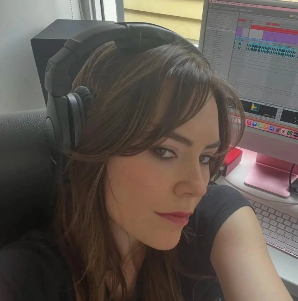 Studio Sessions with Sydney Miller