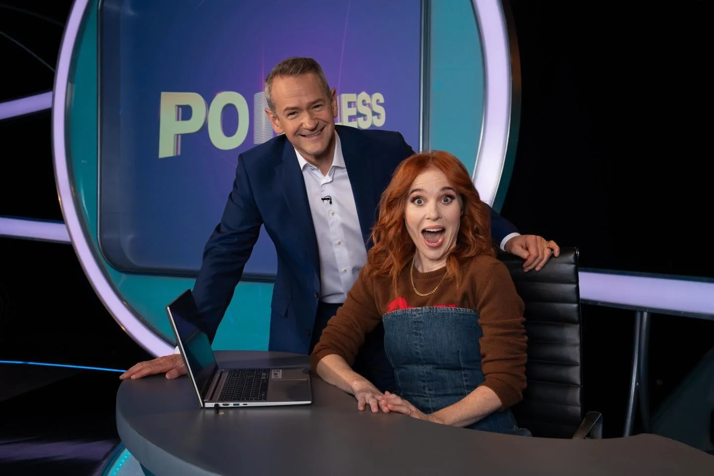 @angelascanlon #Pointless @bbciplayer