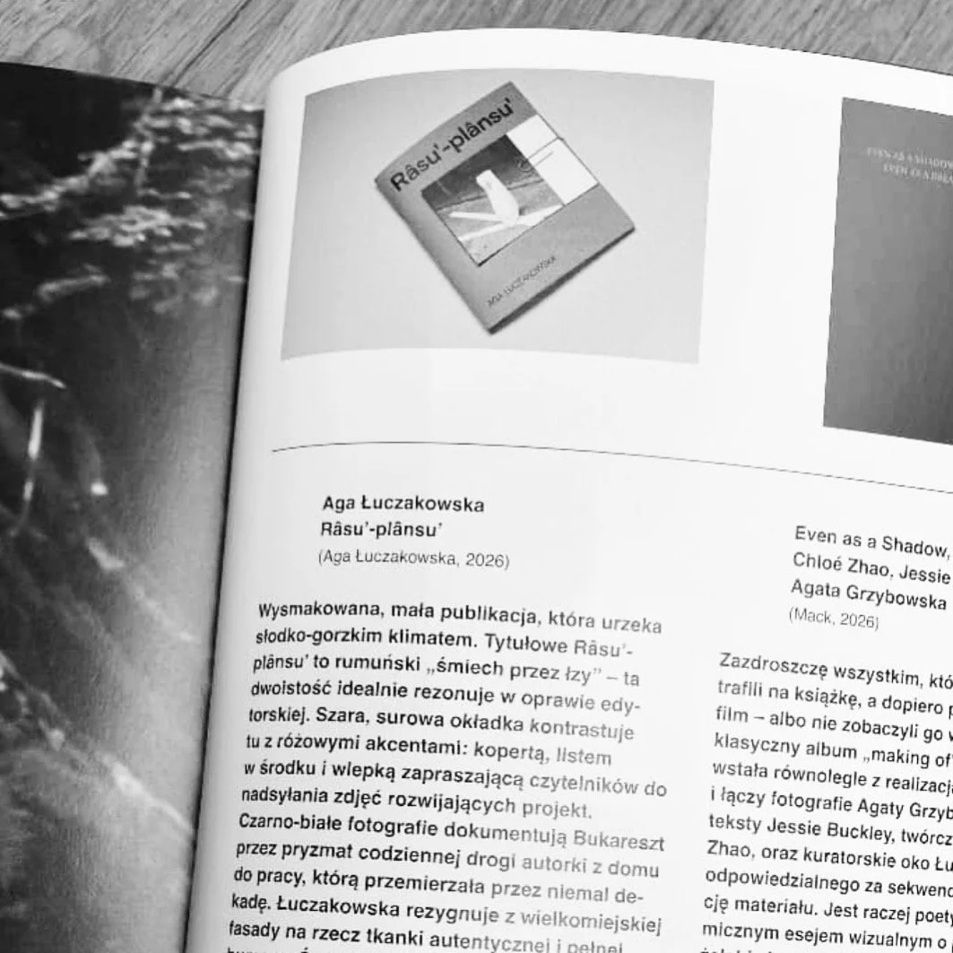 A Review of Râsu'-plânsu' in Kwartalnik Fotografia
