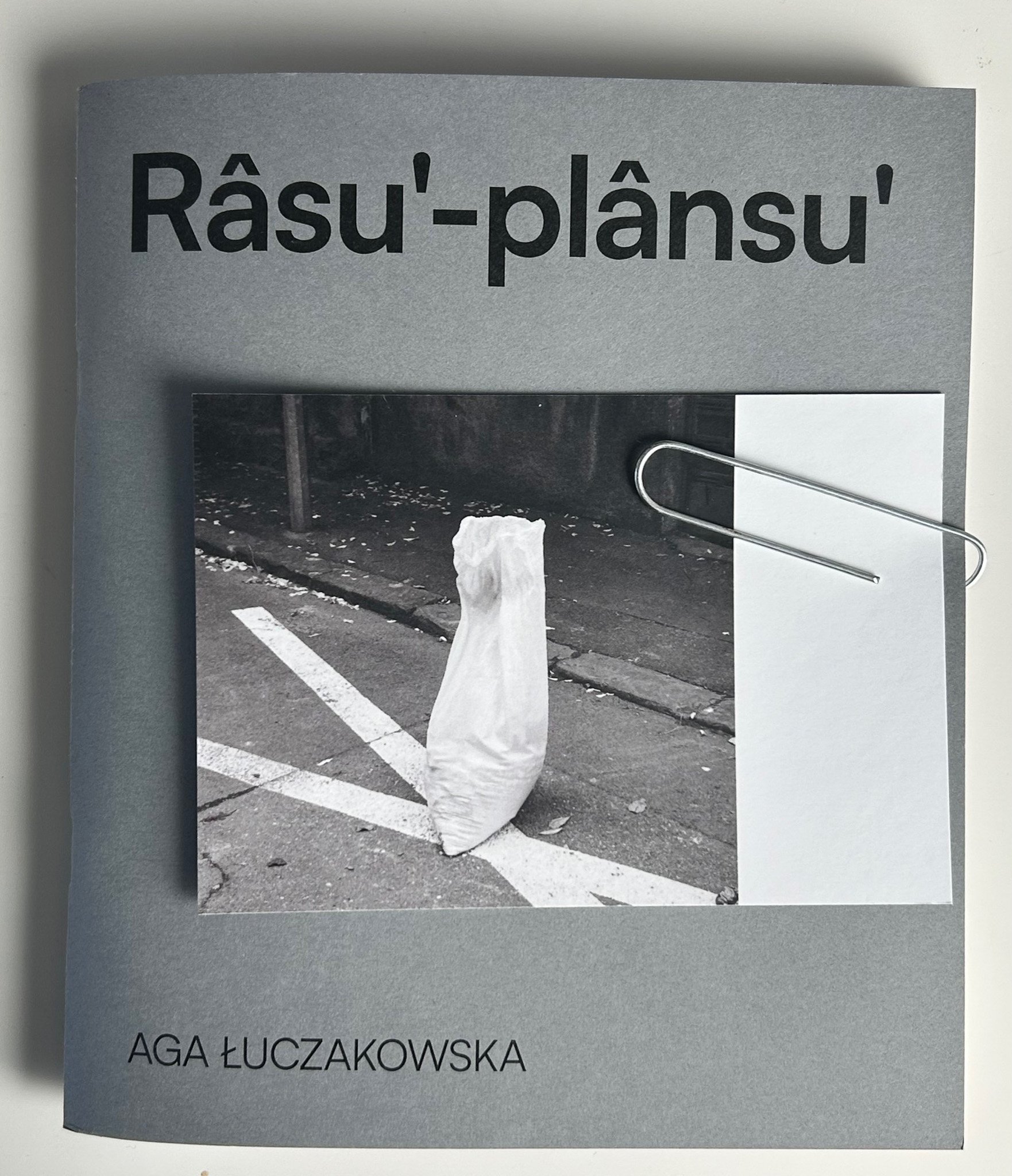 Râsu'-plânsu' by Aga Łuczakowska