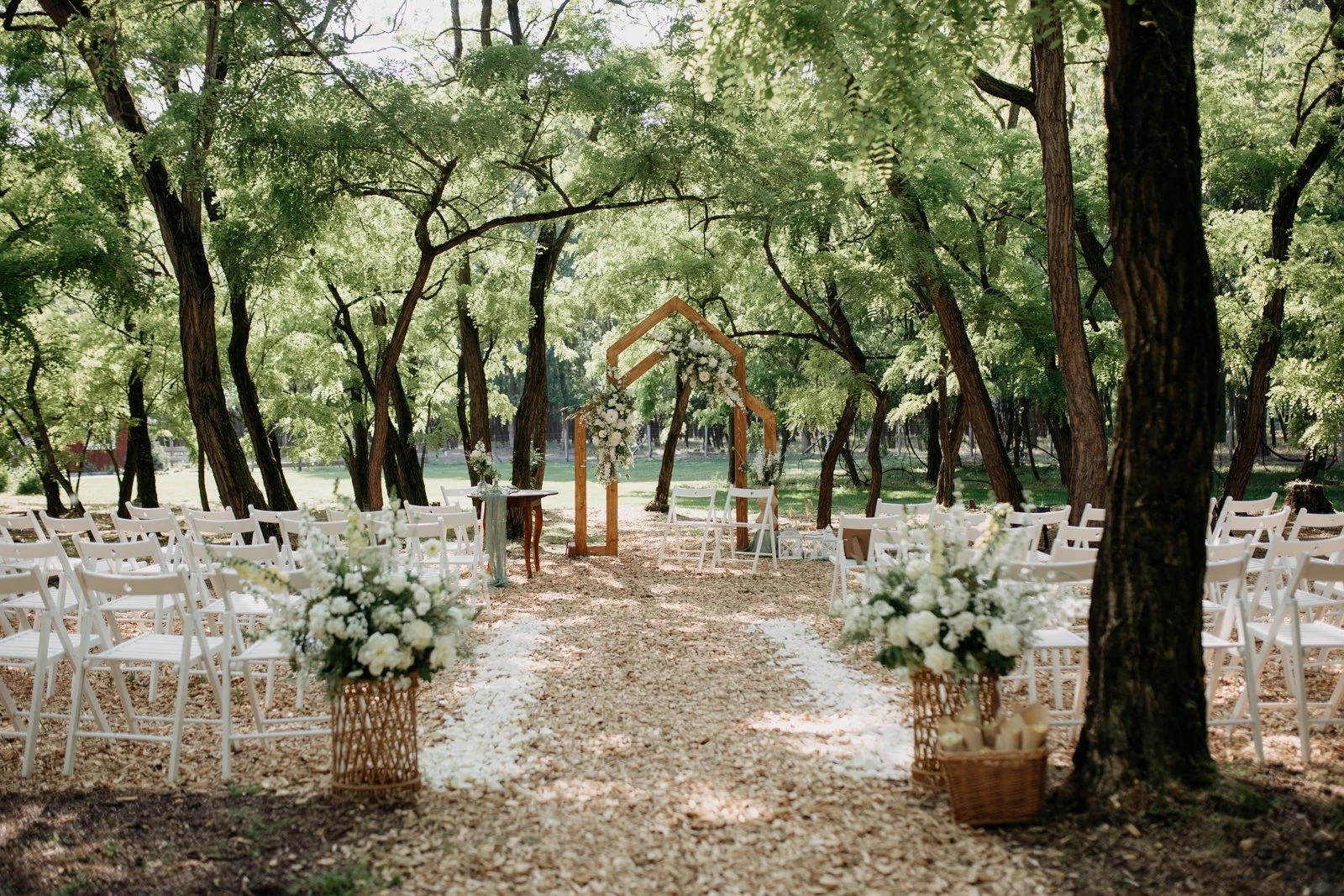 erdei ceremónia, többnapos esküvő