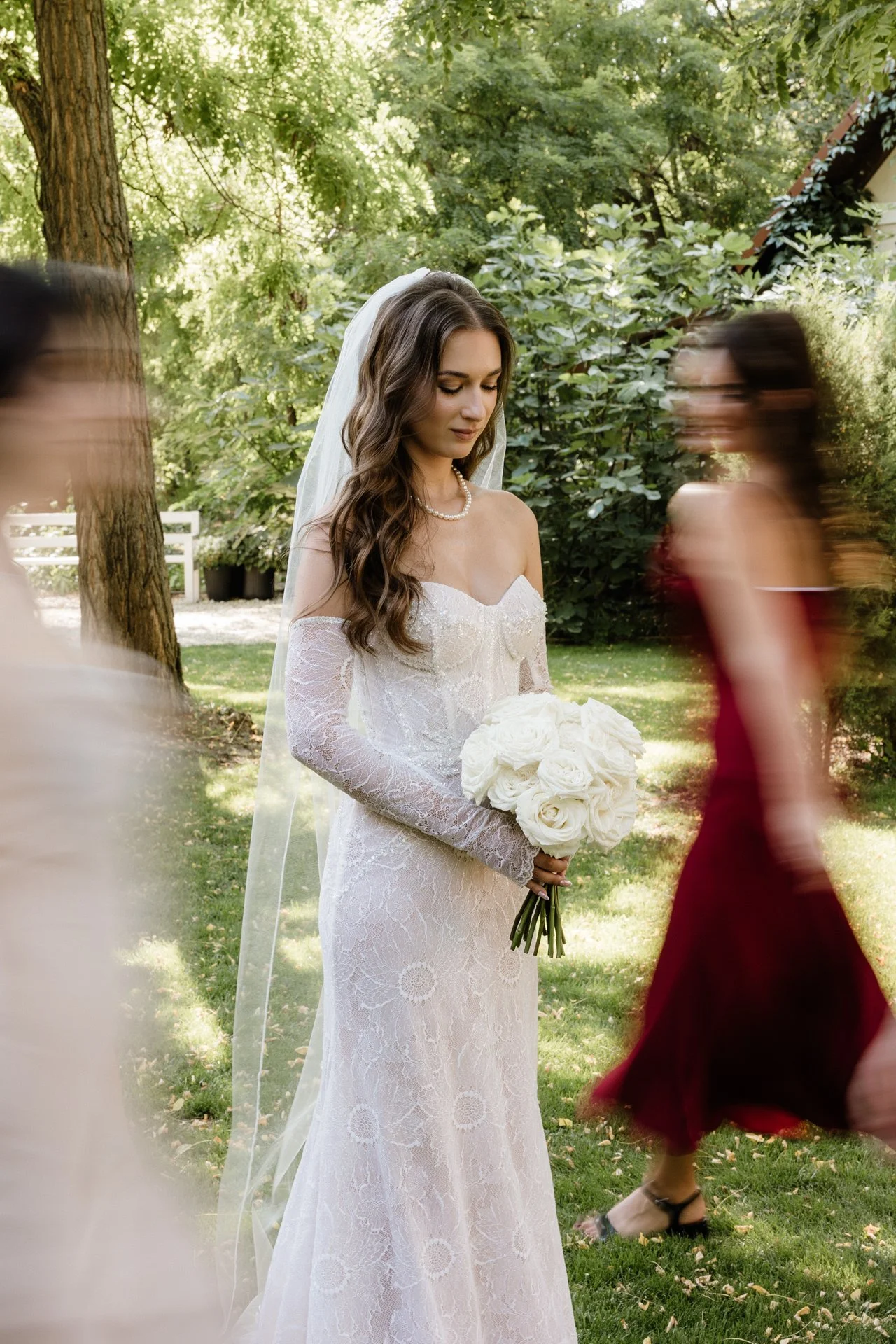 Menyasszonyi csokor, koszorúslányok