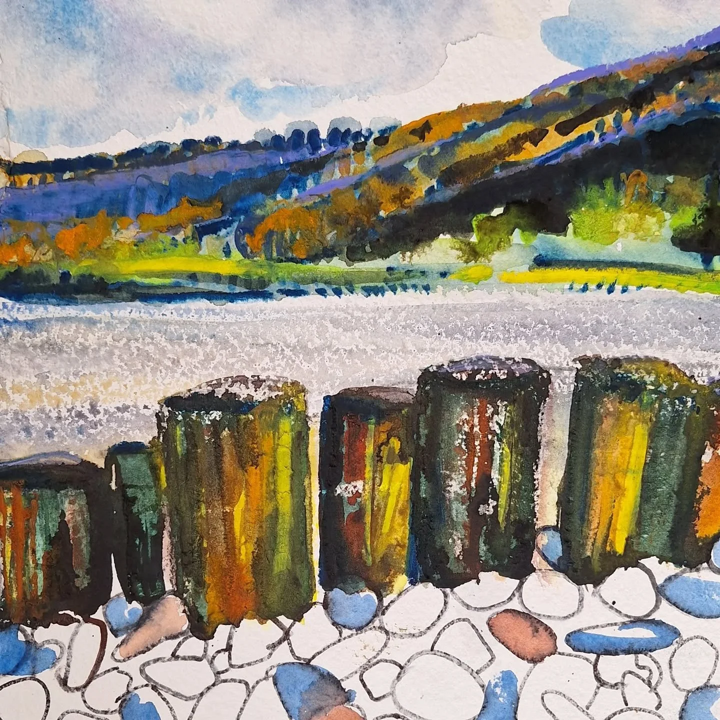 This is something I was doing this morning. Not finished yet.
#beach #pebbles #woods #mixedmedia