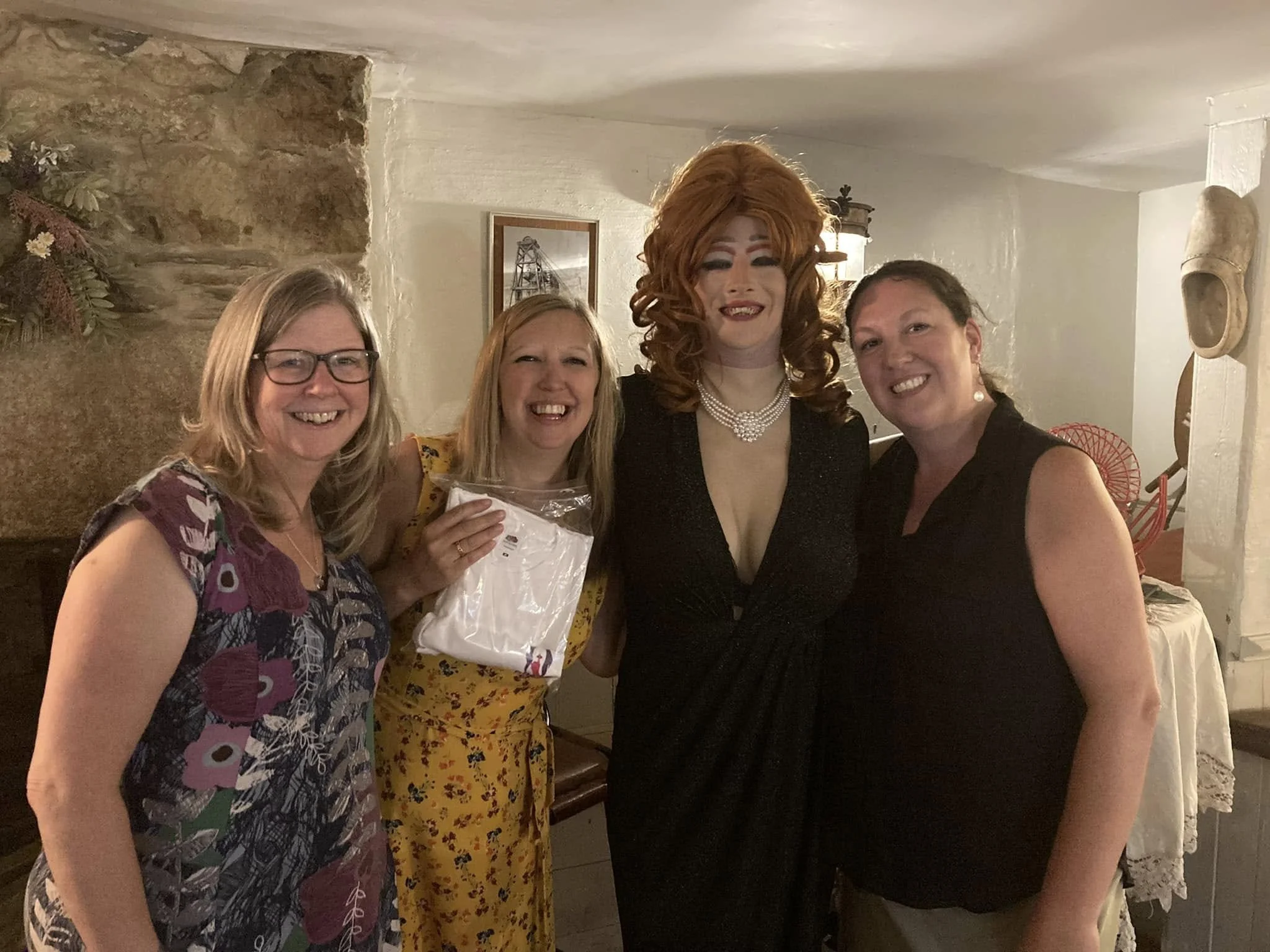 Drag Bingo - Inn & Still