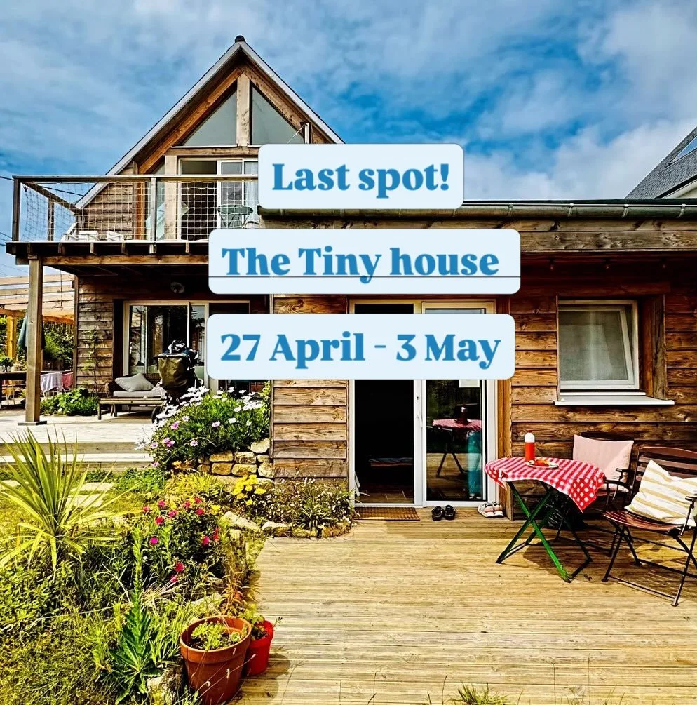 🌸 The May holidays filled up pretty quick but we do have a last spot in our oh so loved Tiny House!
.
✅ Gogogo!