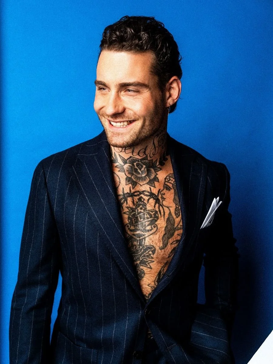 Douwe Bob releases new album 'OUTCAST TOWN'