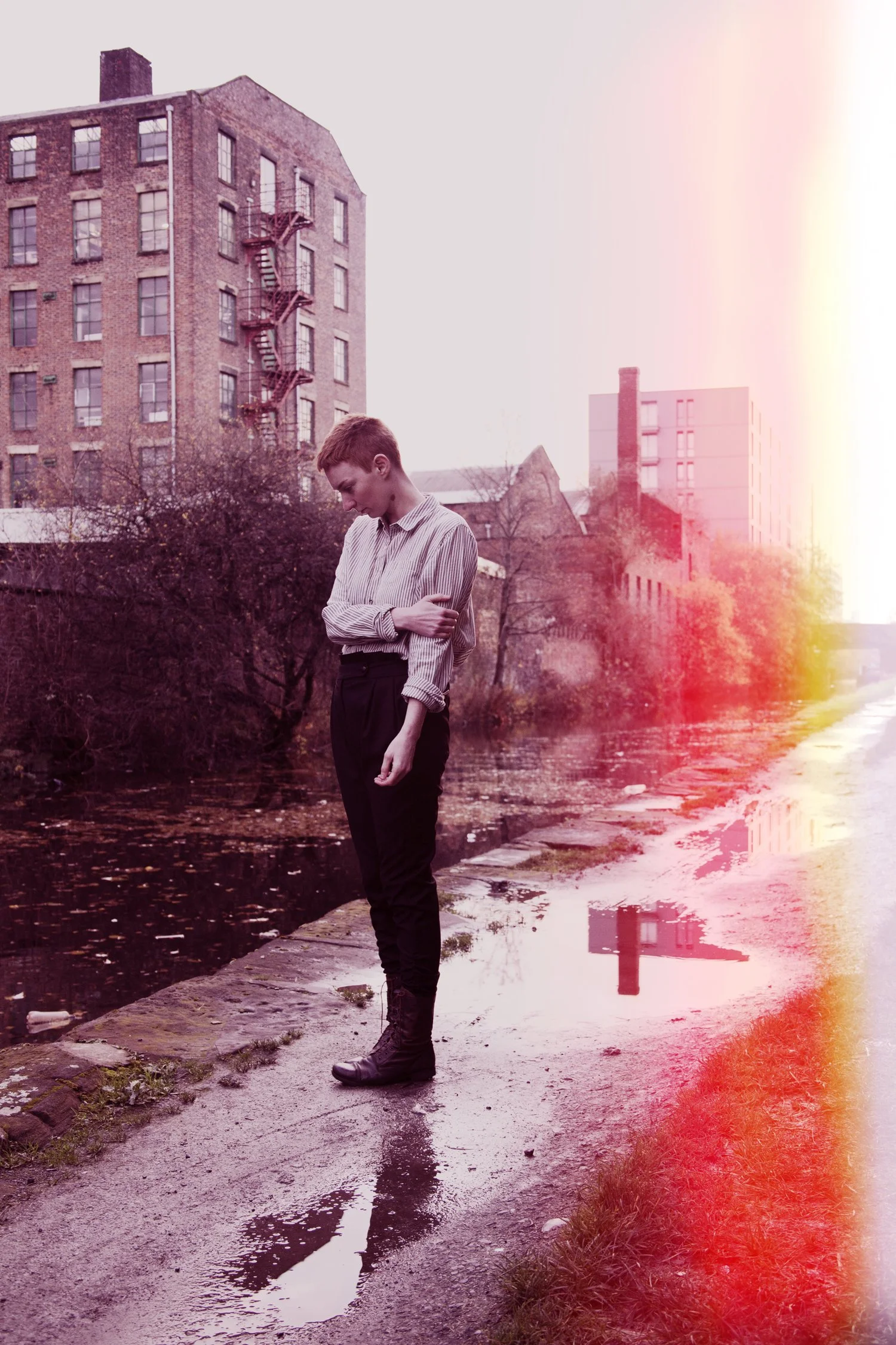 LoneLady announces home-recorded album