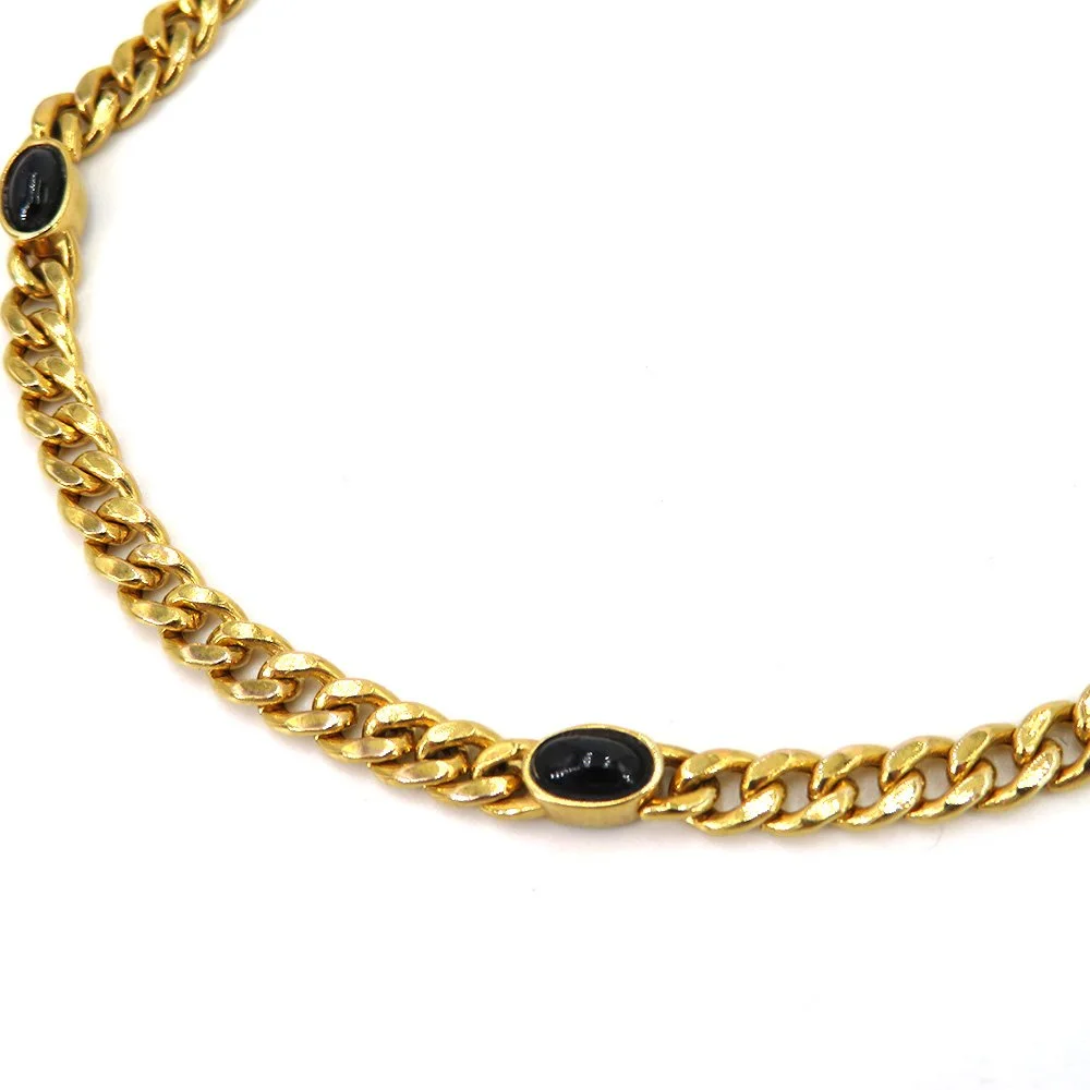 Armband Detailansicht.jpg