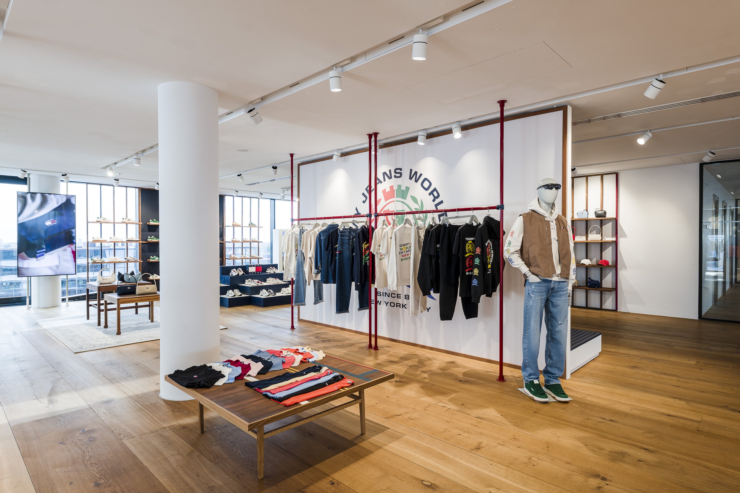 TJ Showroom
