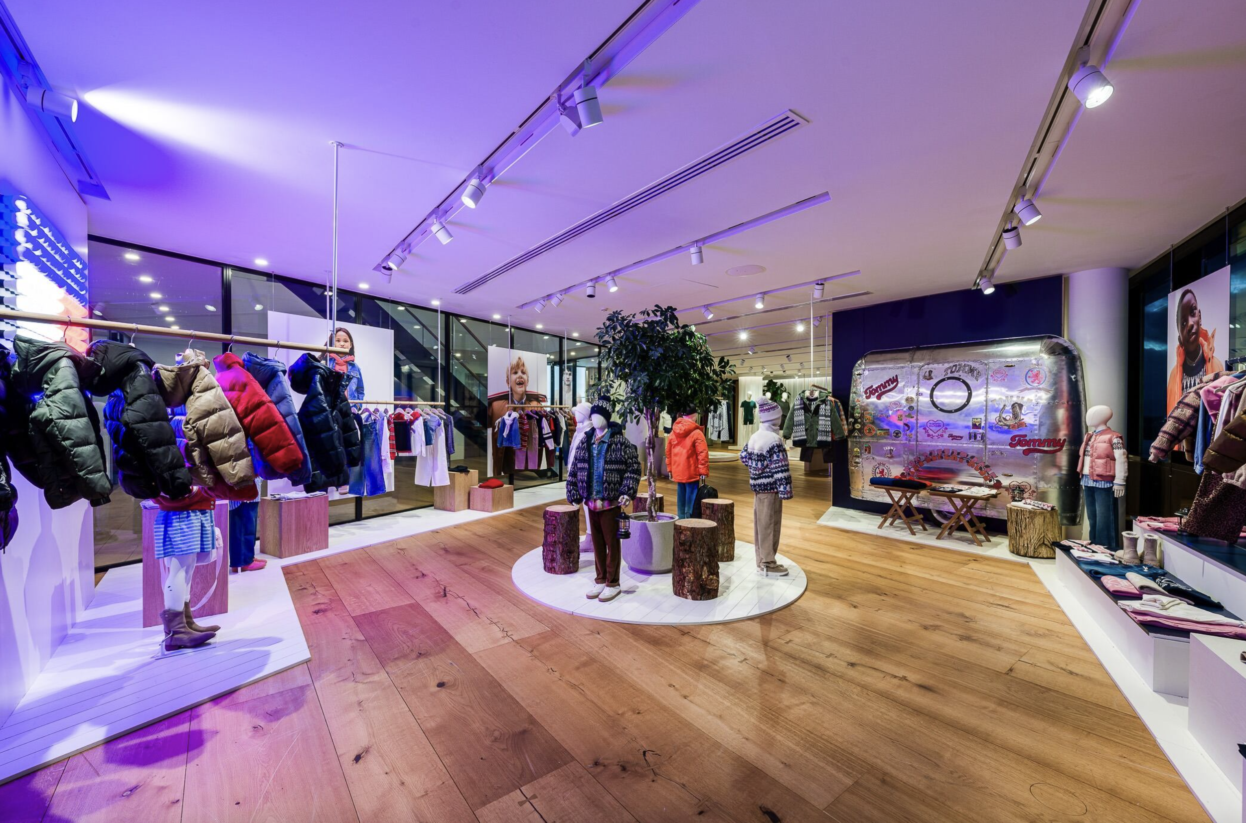 TH Kids Showroom