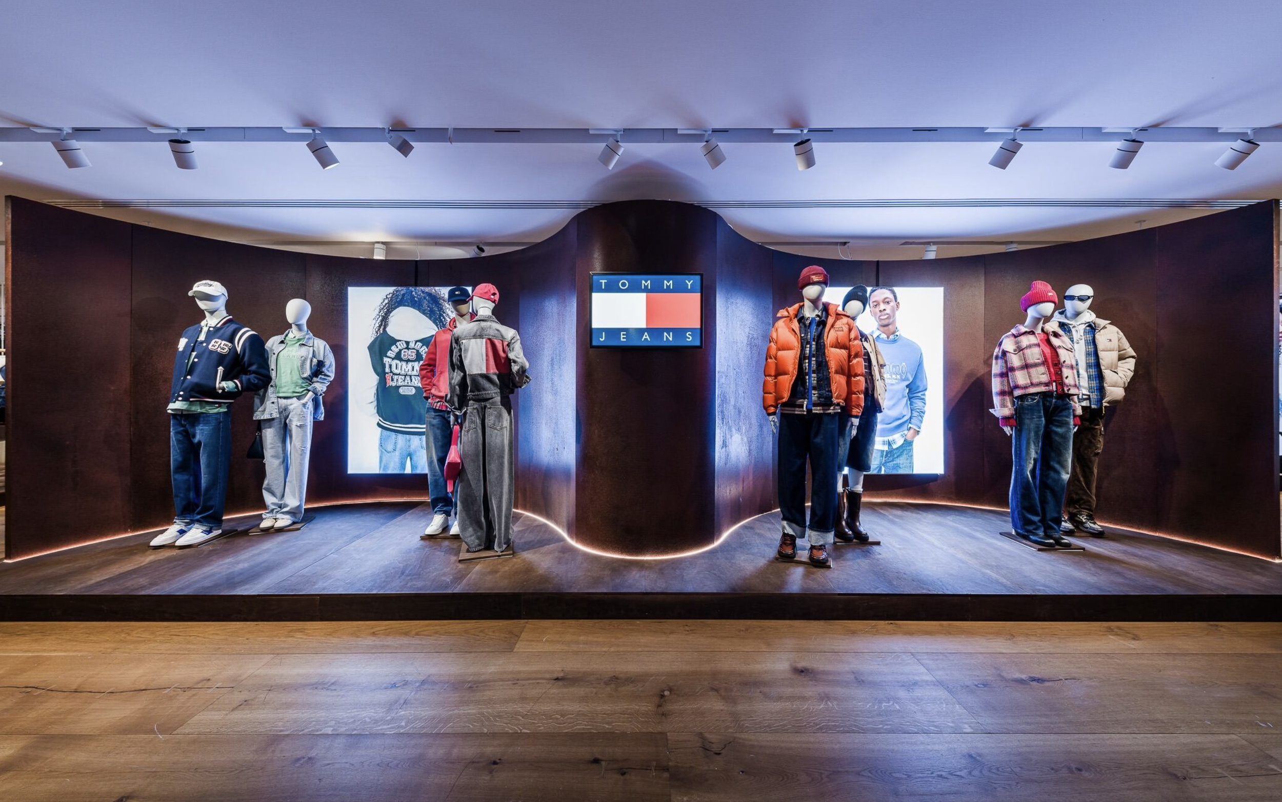 TJ Showroom