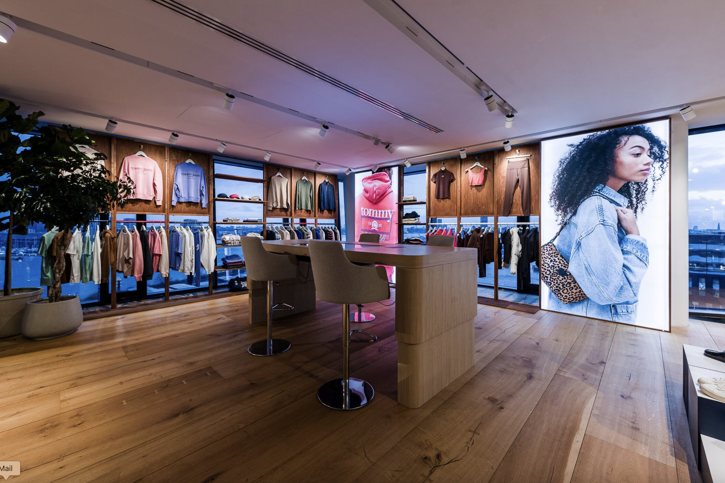 TJ Showroom