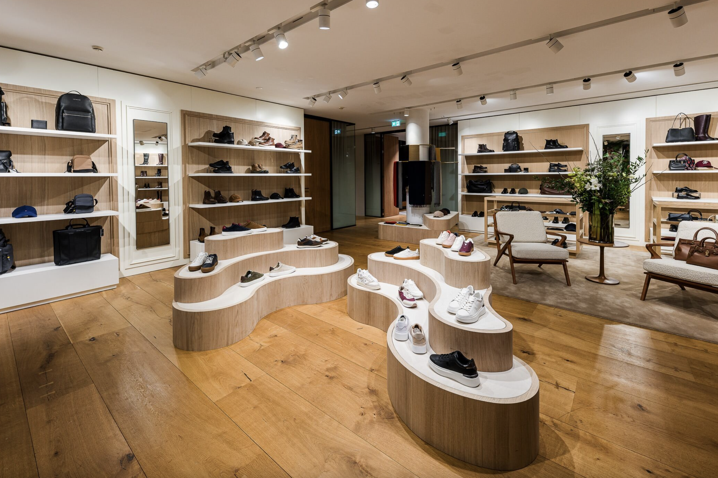 TH Showroom fixture design