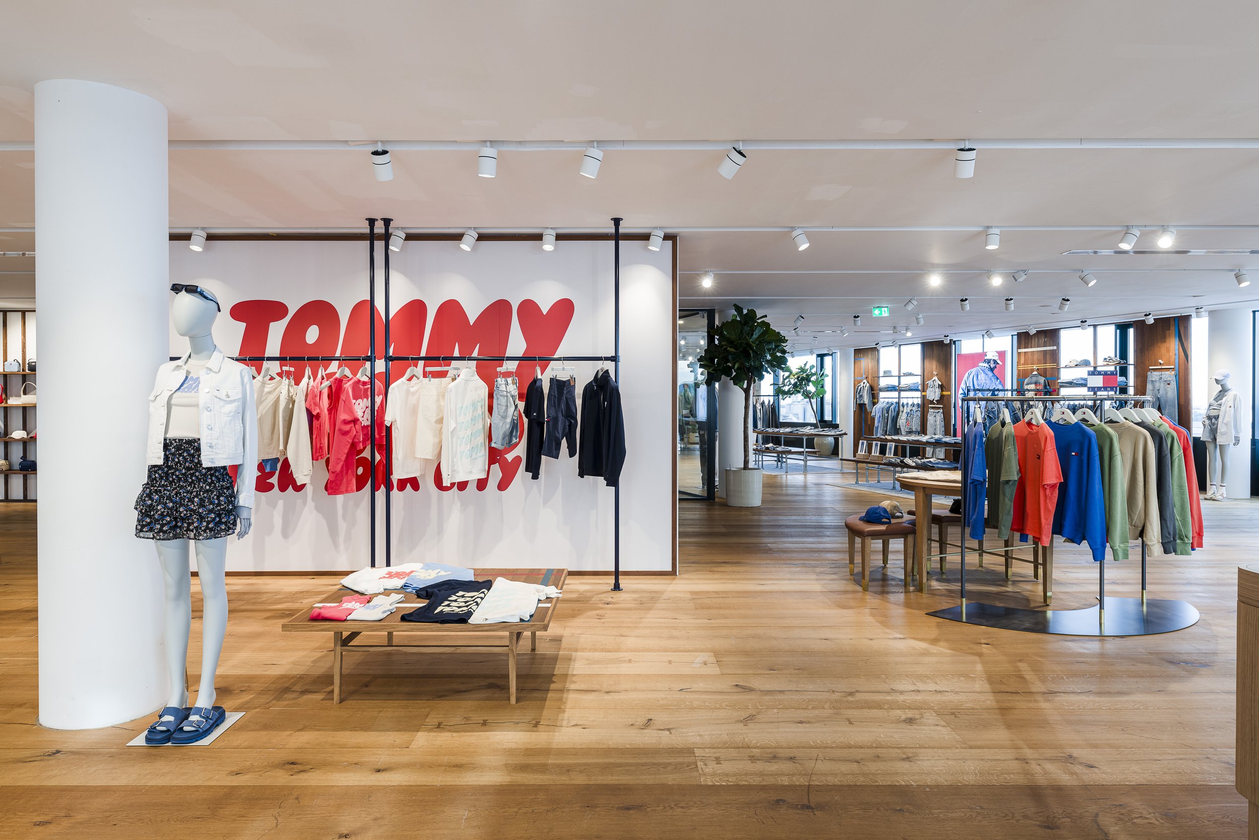 TJ Showroom