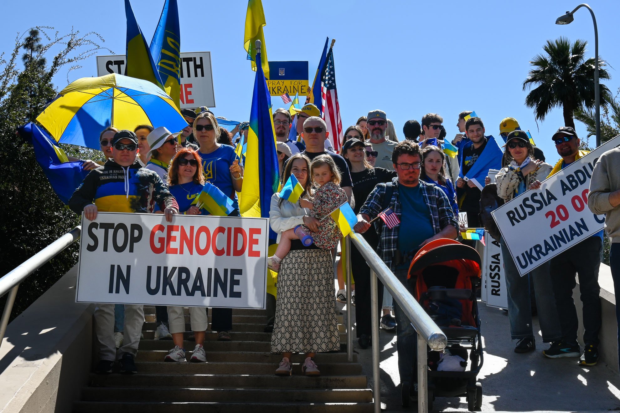 Ukrainian Community of Arizona Gathers for the fourth Anniversary of the Invasion