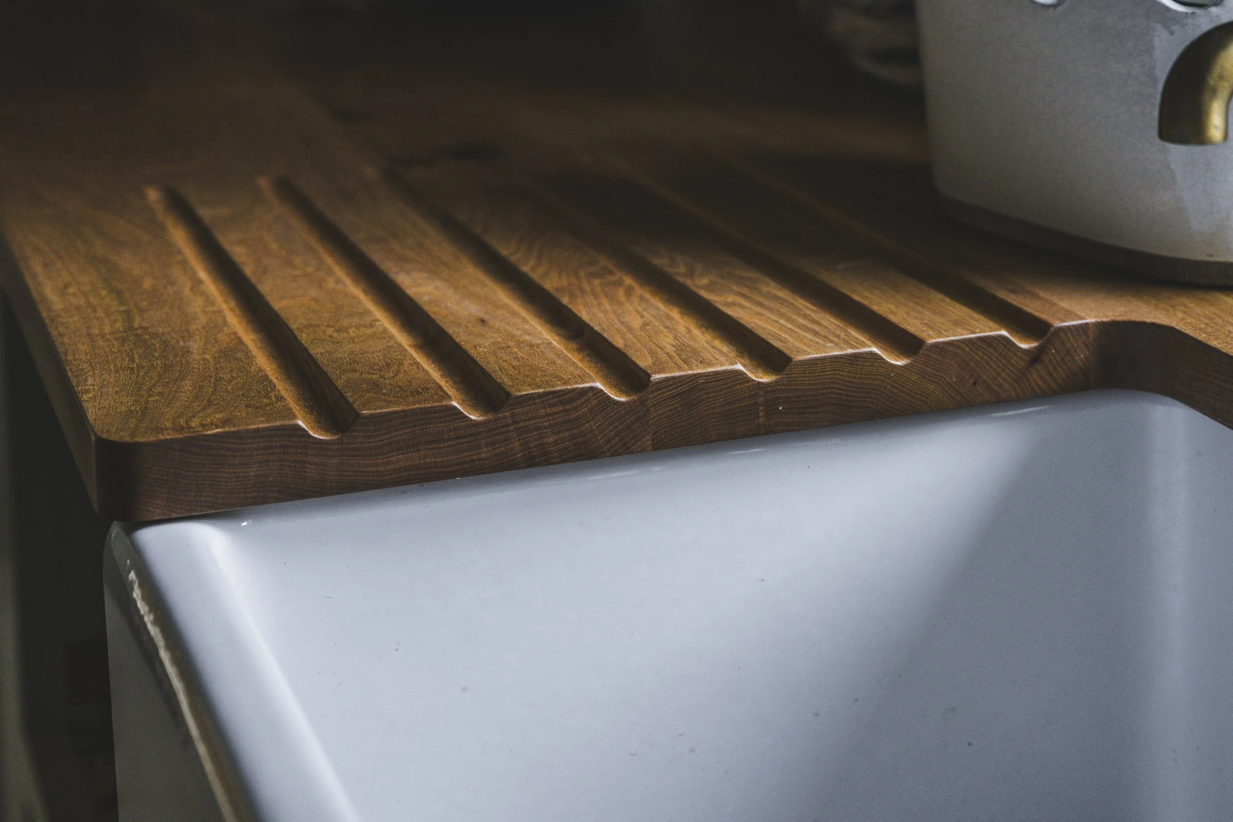 Solid wood grooved draining board