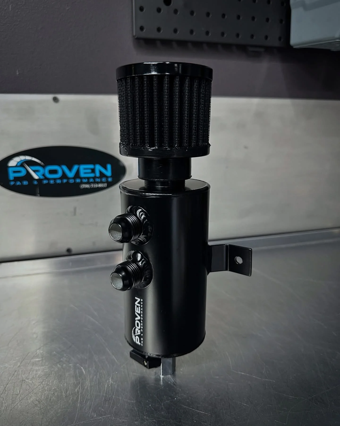 Universal Oil Catch Can. Dual 10an ports.
