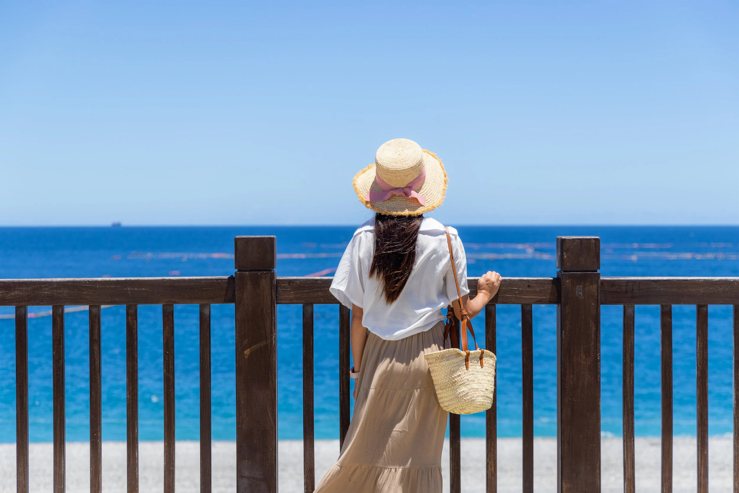 woman-look-at-the-blue-sea-2026-03-24-23-26-37-utc.jpg