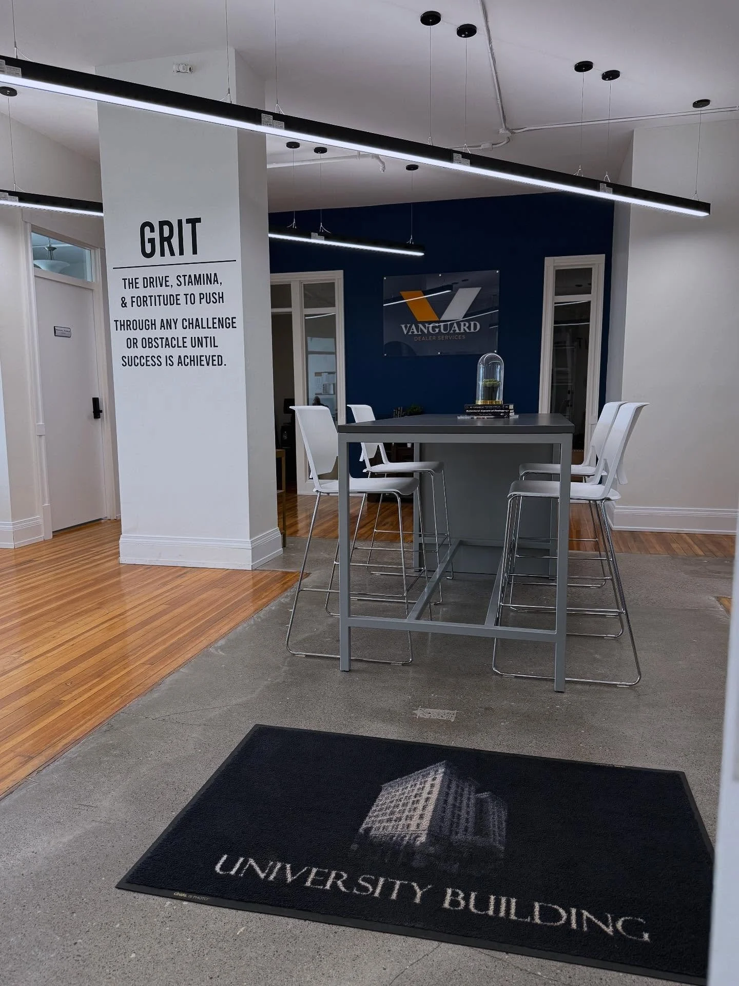 Tenant Spotlight: Vanguard 🏢🌟

We are proud to highlight Vanguard, a valued tenant in the University Building since May 2022! 

Starting in just 1,400 sq. ft., Vanguard has quickly grown into their brand-new space of 2,750+ sq.ft. and they are not 