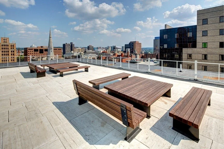 There&rsquo;s something special about having a place above it all.

At Merchants Commons, our rooftop amenity is more than just a view, it&rsquo;s an extension of home for our tenants. A space for hosting events with friends, morning walks in the ope