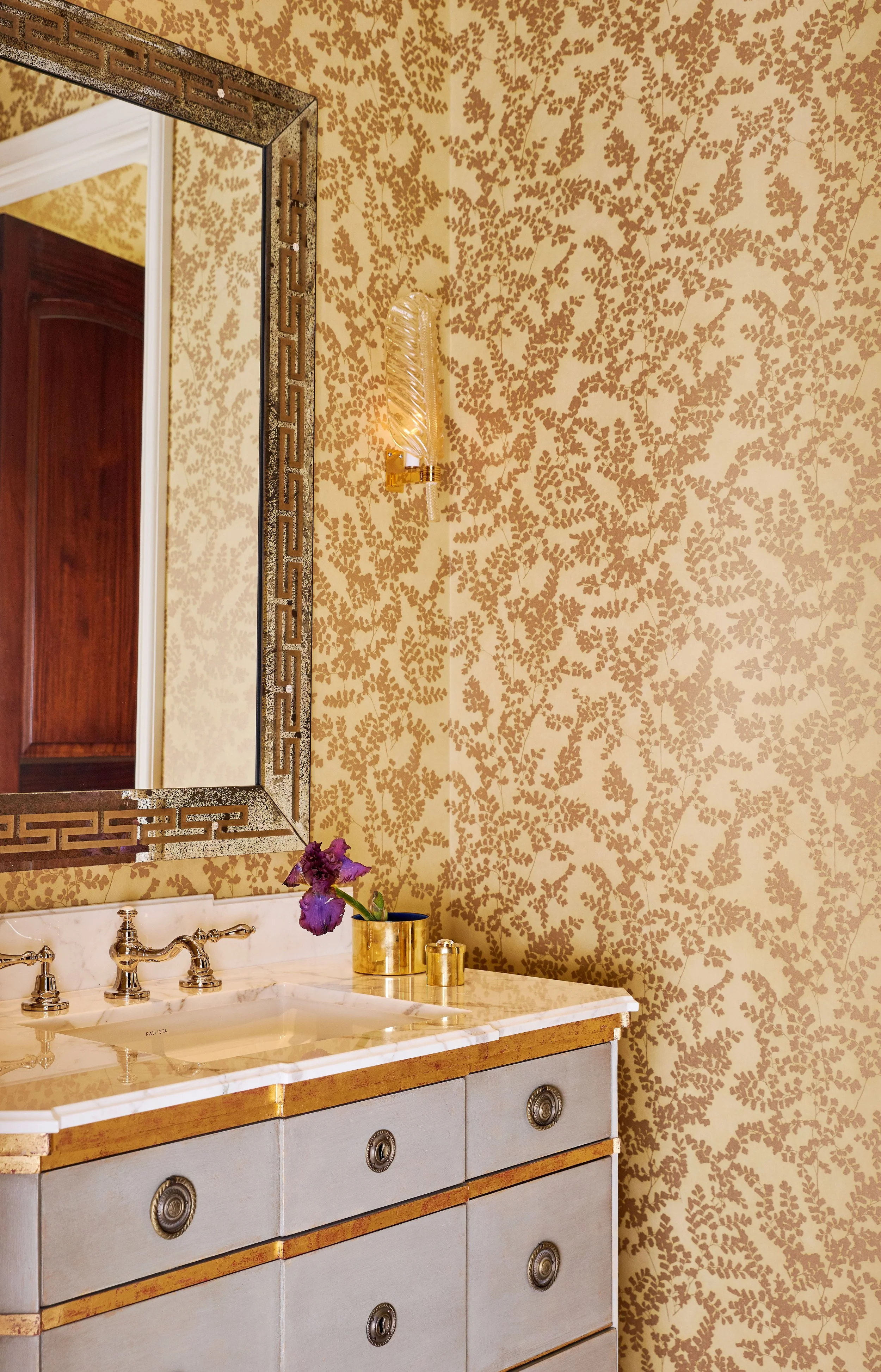 5931ParkLane_LLClark_0244goldenbath.jpg