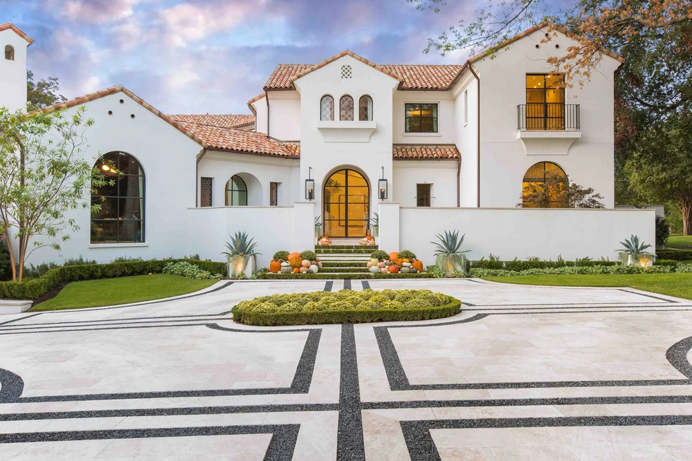 Golf Residence, completed stucco front elevation