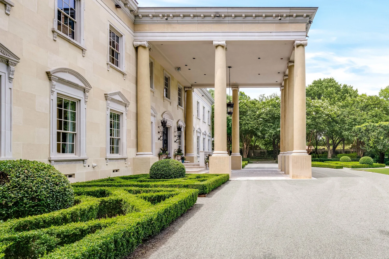 Strait Lane Residence, side elevation