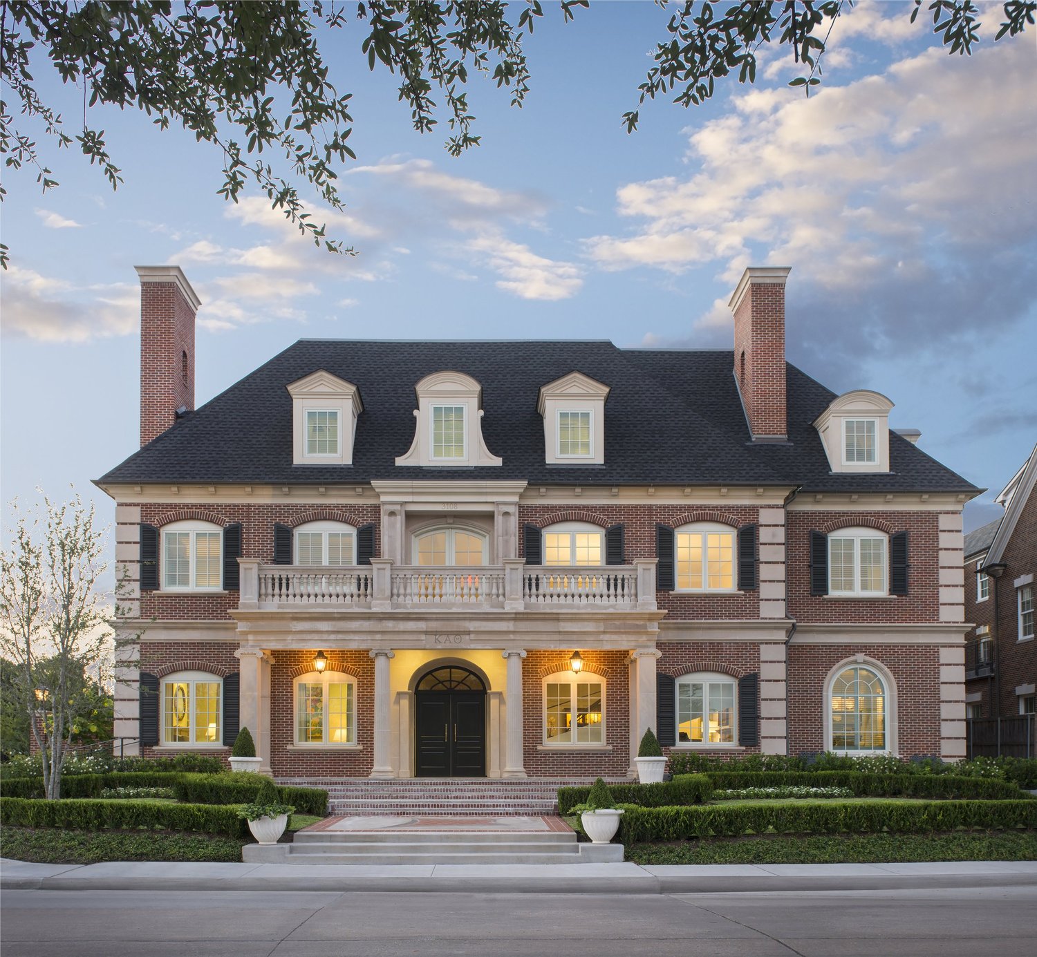 SMU Kappa Alpha Theta, elevation