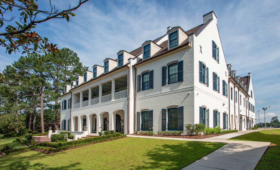 LSU Kappa Kappa Gamma, exterior view