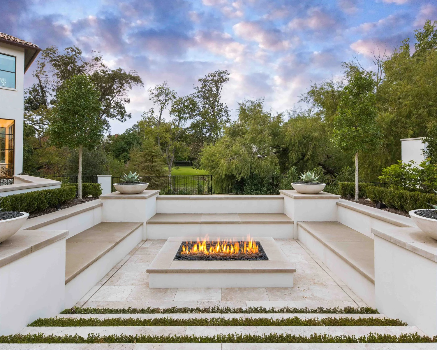 Golf Residence, covered terrace