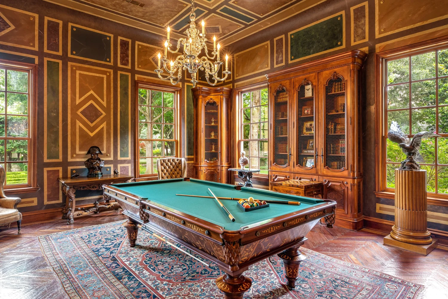 Strait Lane Residence, game room