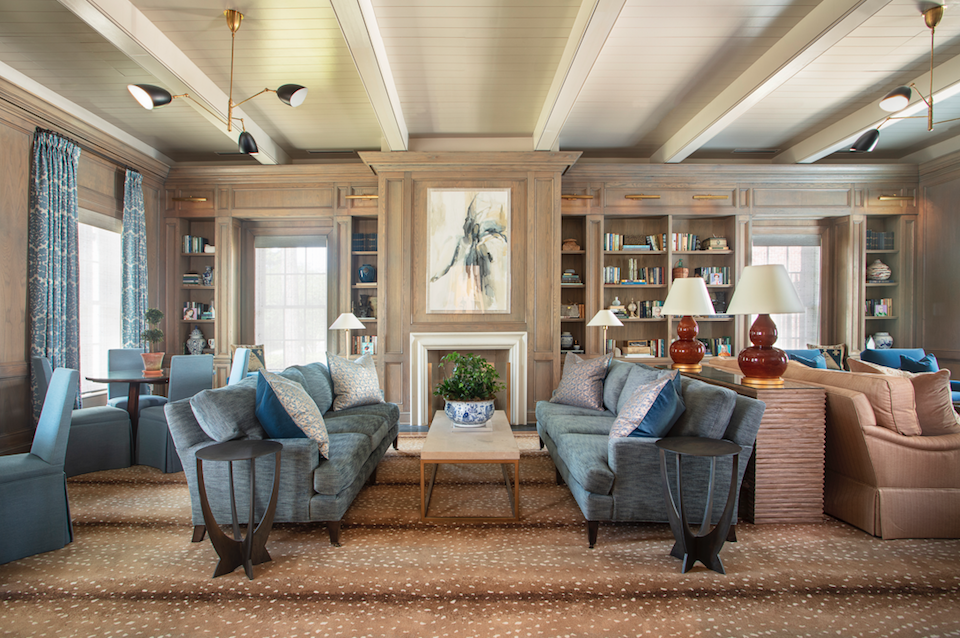 LSU Kappa Kappa Gamma, seating area