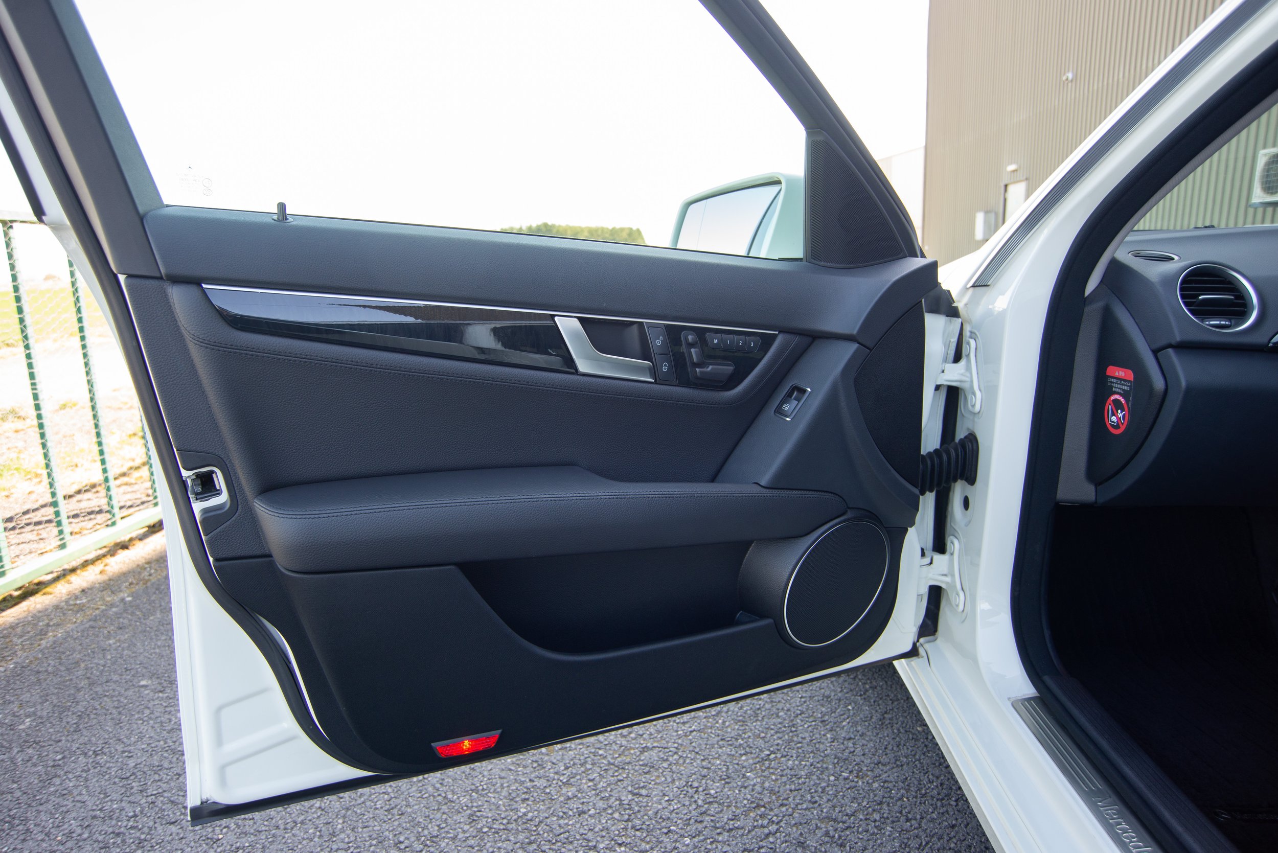 Mercedes C350 Estate-18.jpg