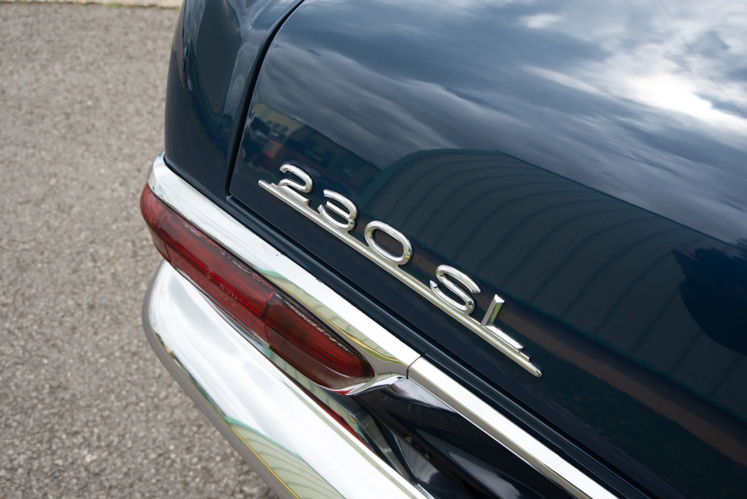 Mercedes 230SL-22.jpg