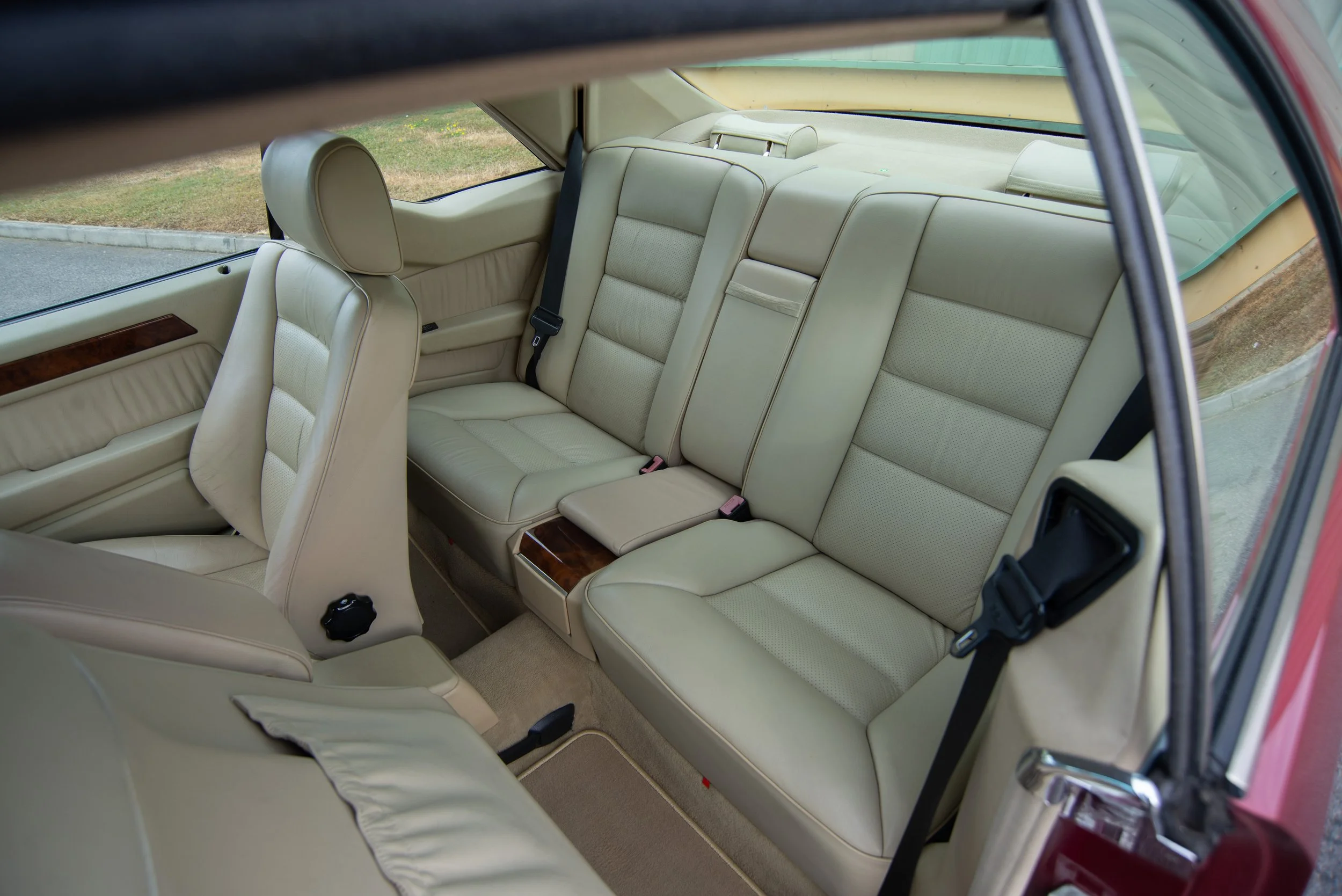 Mercedes 320CE-8.jpg