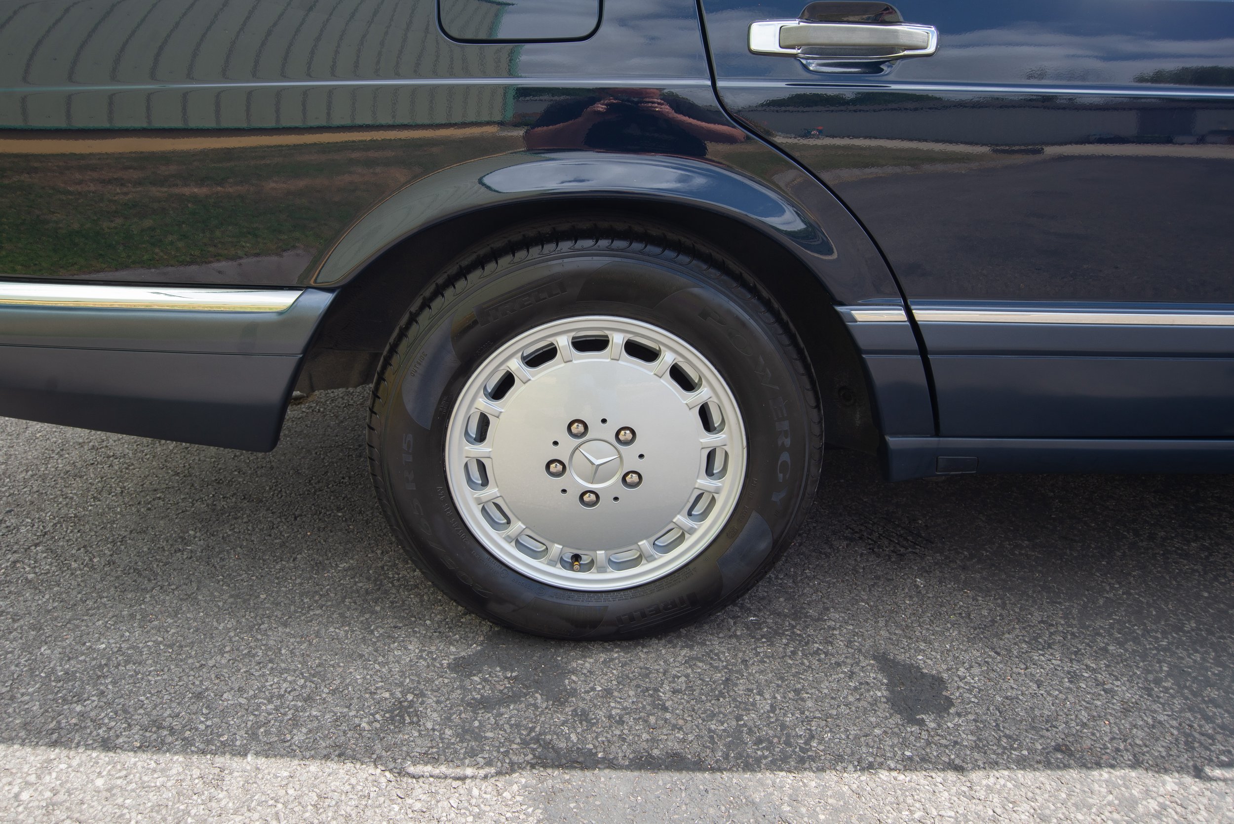 Mercedes 300SE-16.jpg