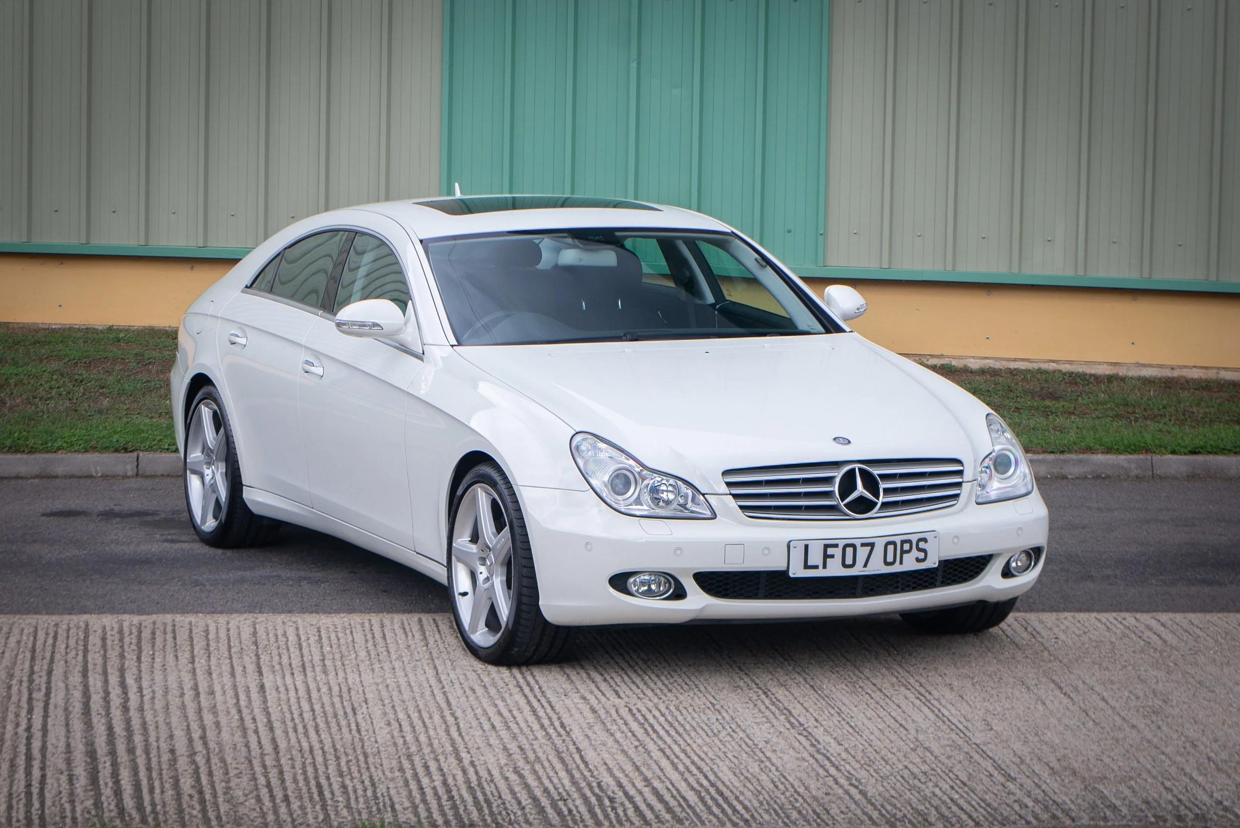 Mercedes CLS350-23.jpg