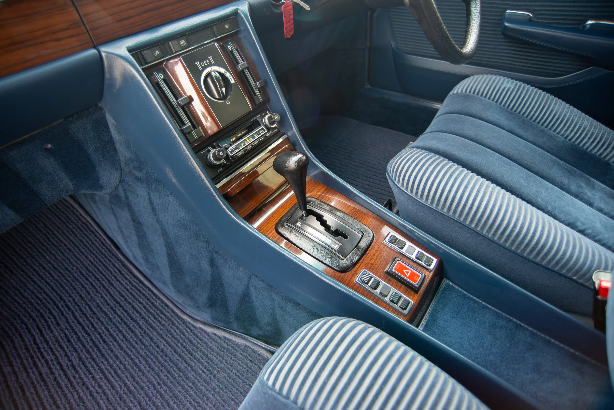 Mercedes 450SEL-8.jpg